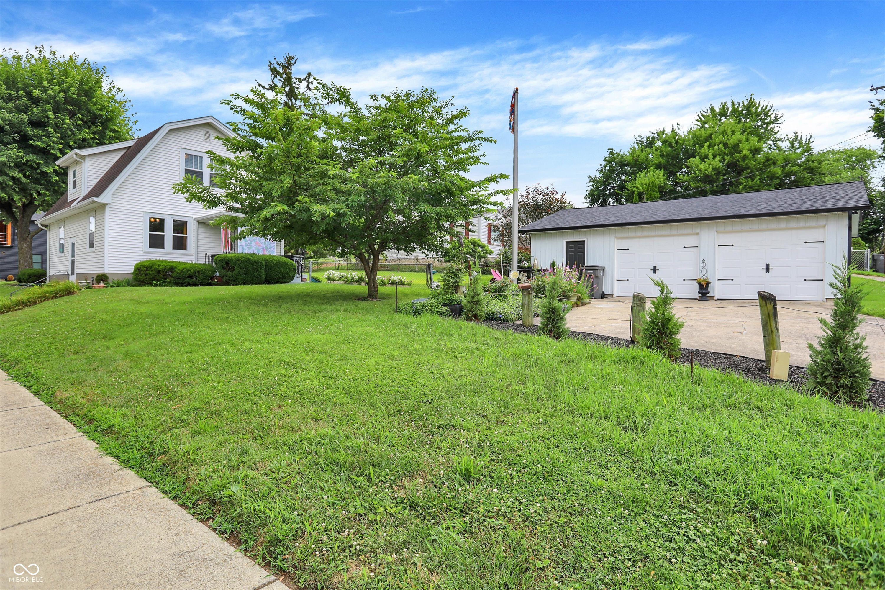 2502 S Delaware Street