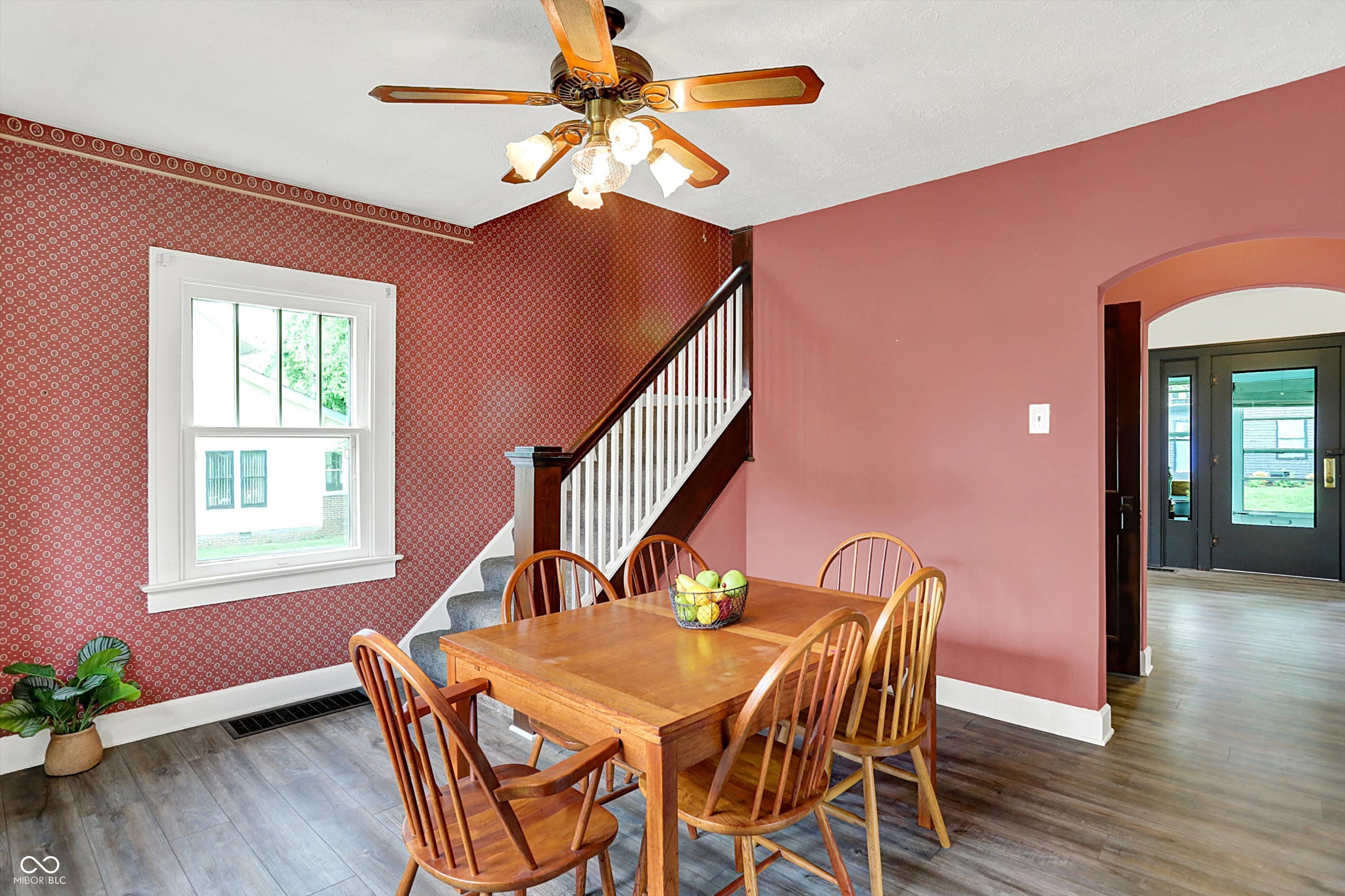 2502 S Delaware Street