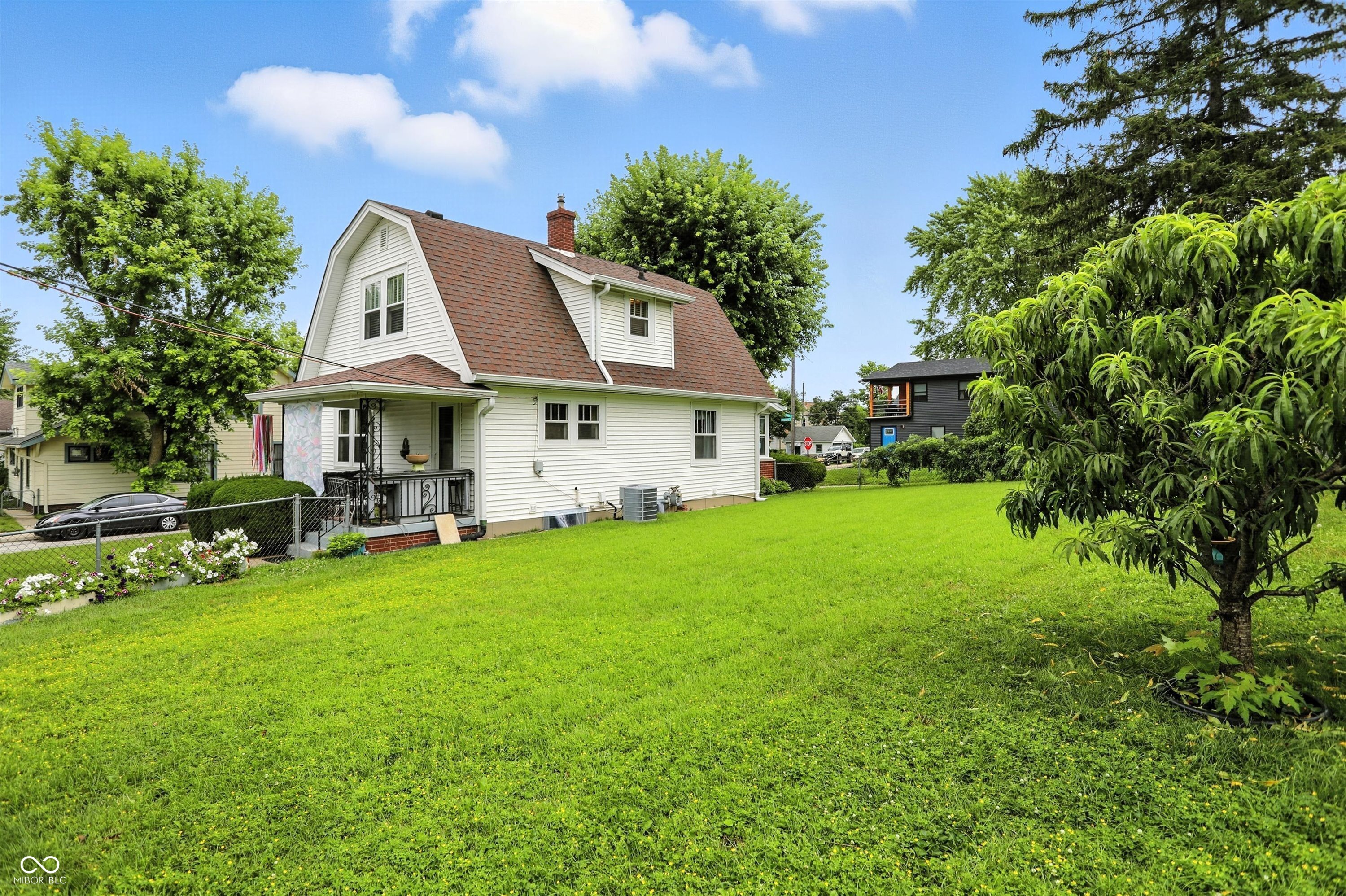 2502 S Delaware Street