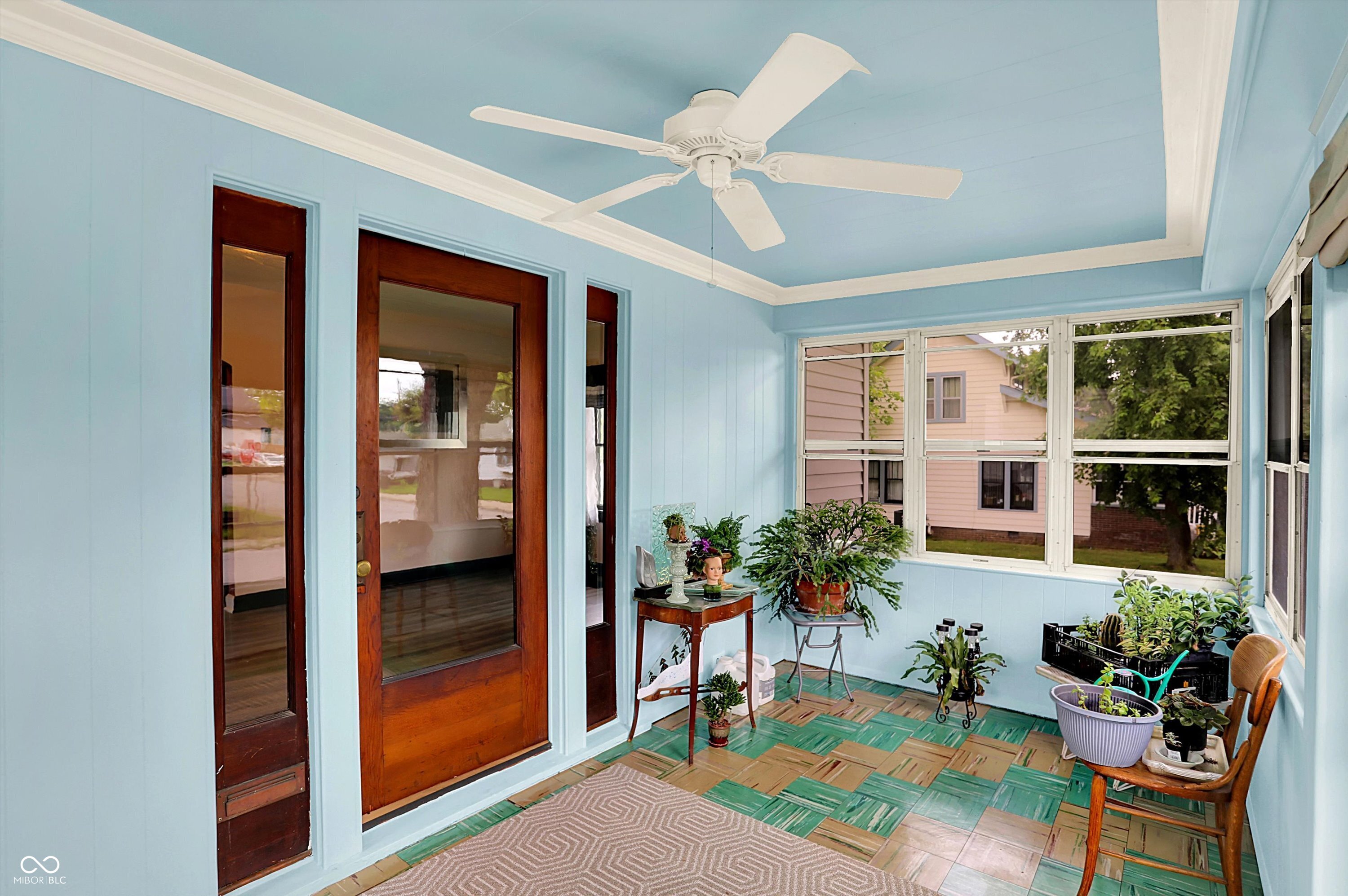 2502 S Delaware Street