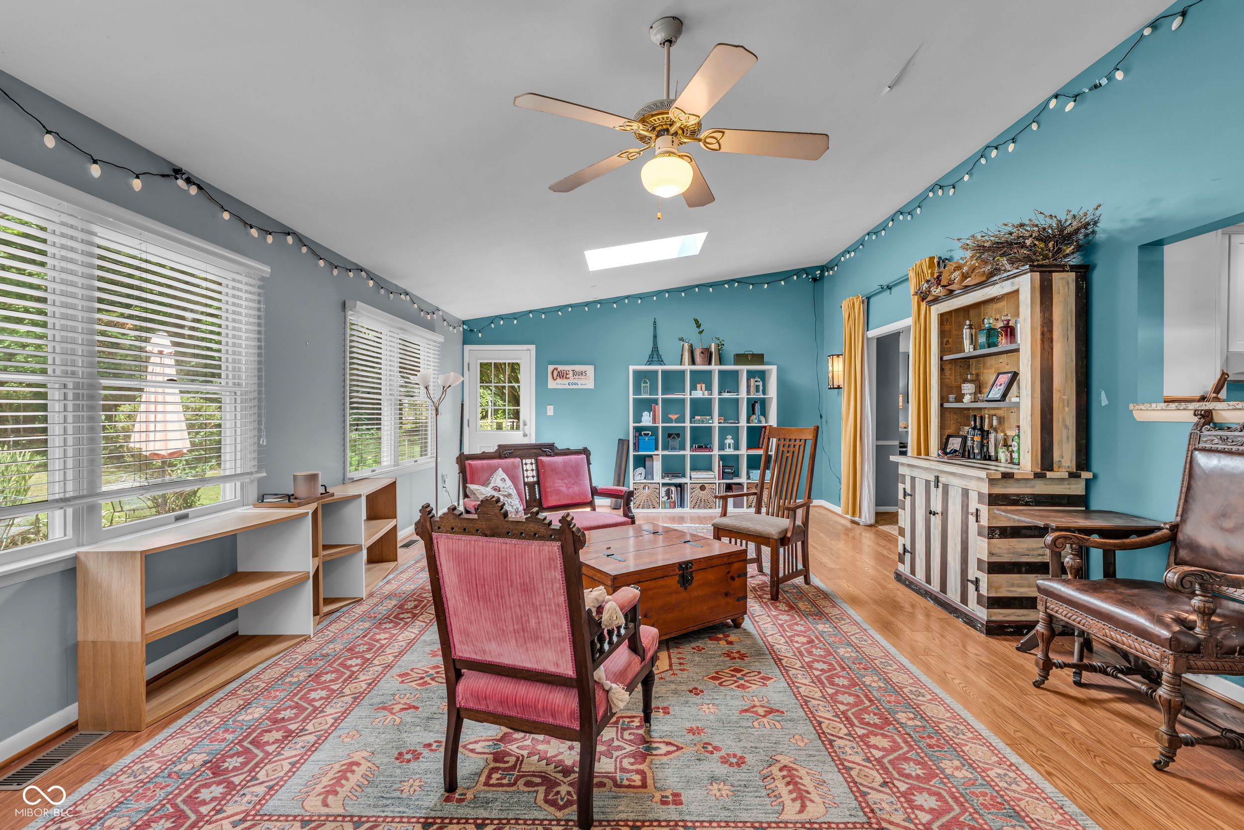 926 Oakwood Trail