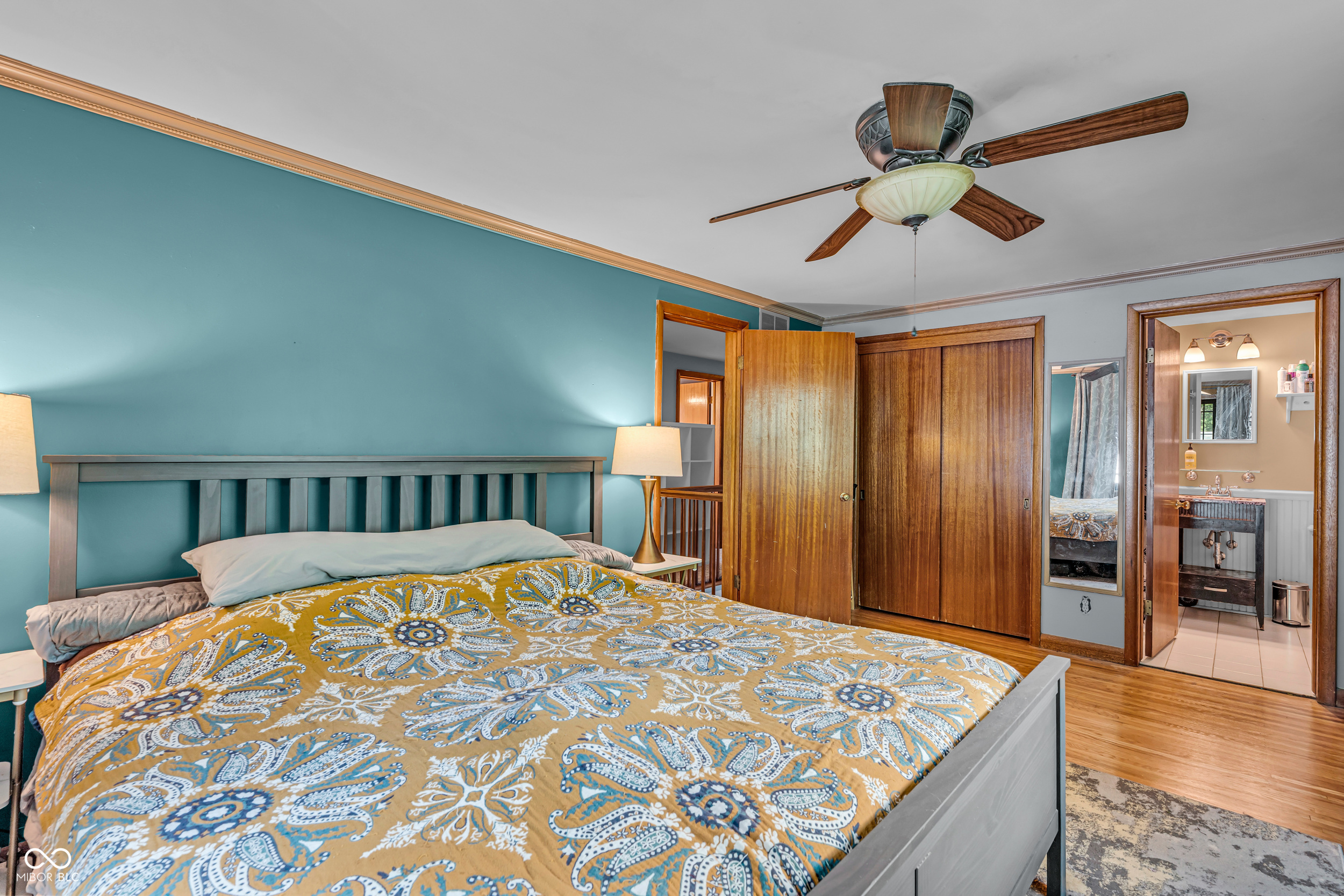 926 Oakwood Trail