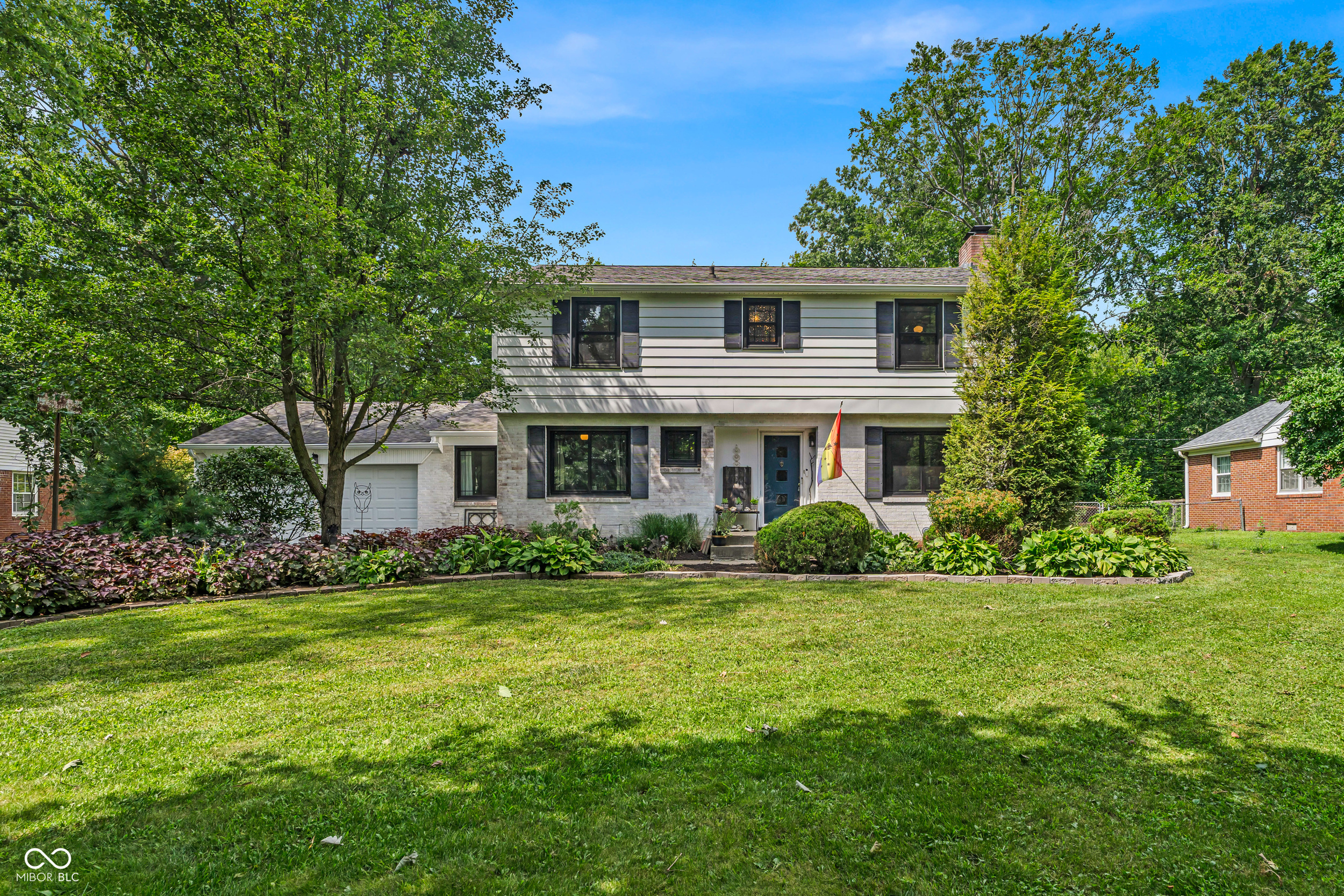 926 Oakwood Trail