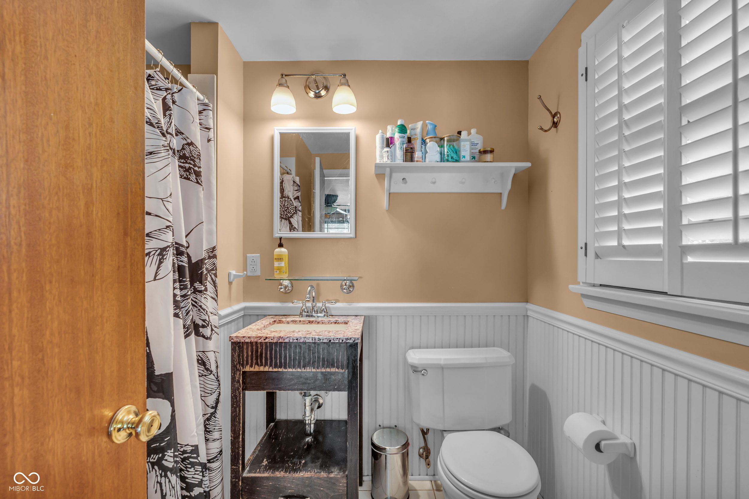 926 Oakwood Trail