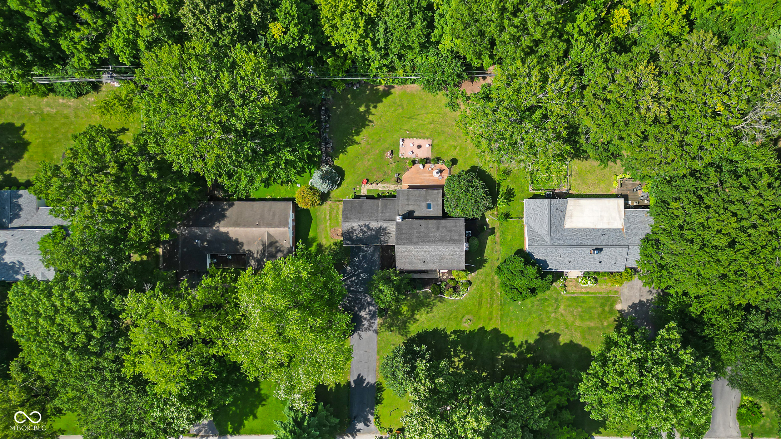926 Oakwood Trail