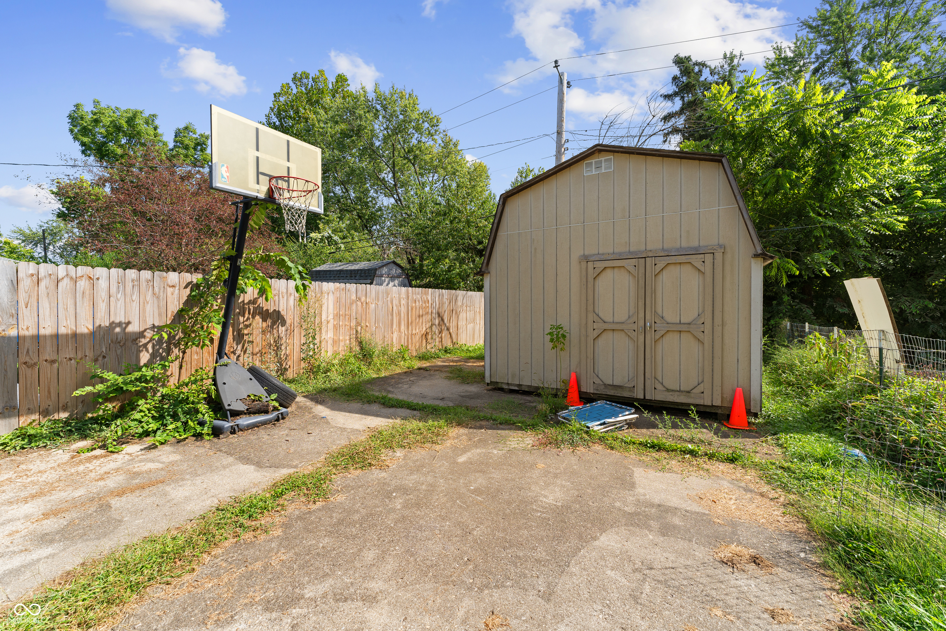 2180 Cleveland Street