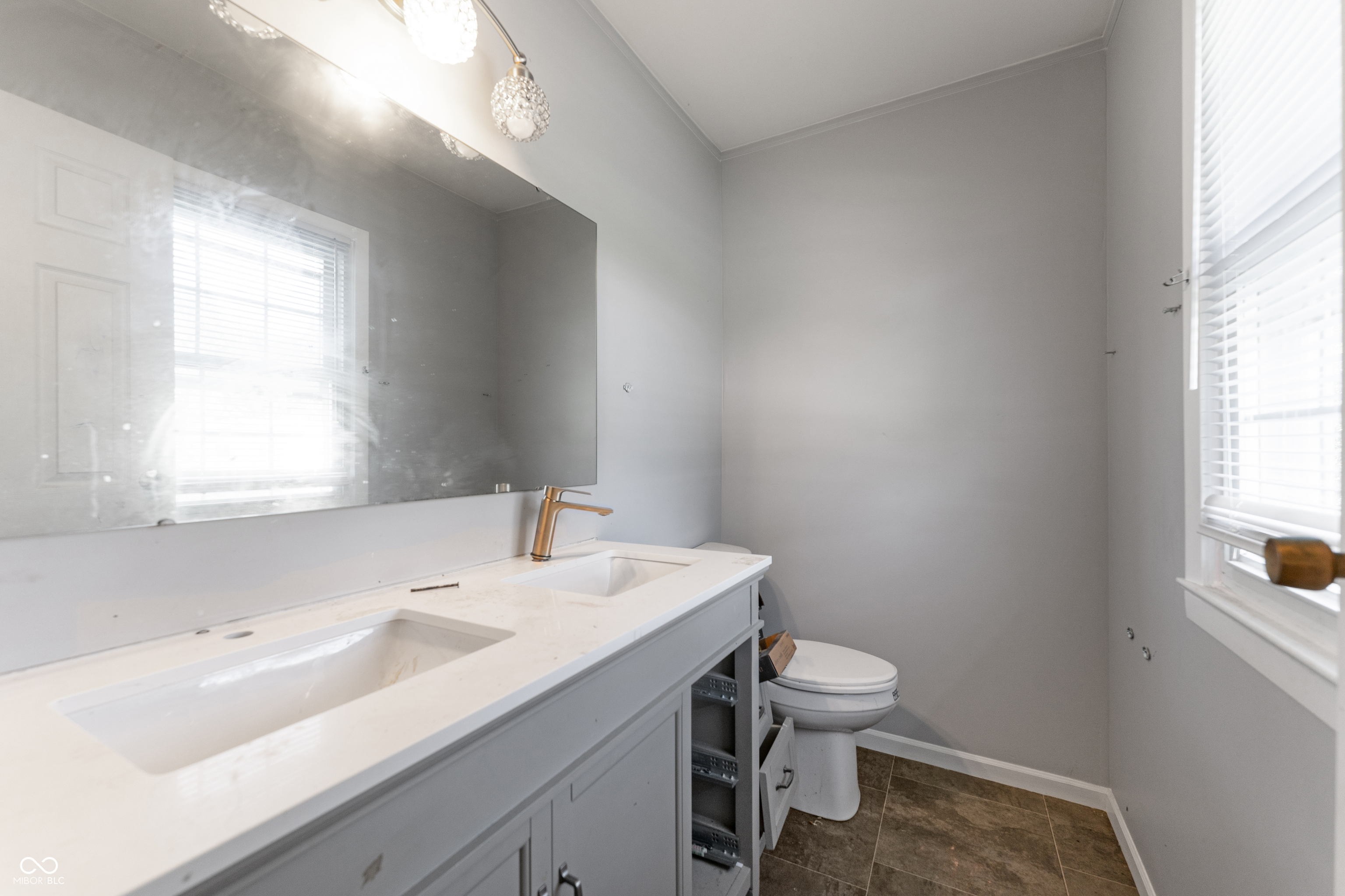 2180 Cleveland Street