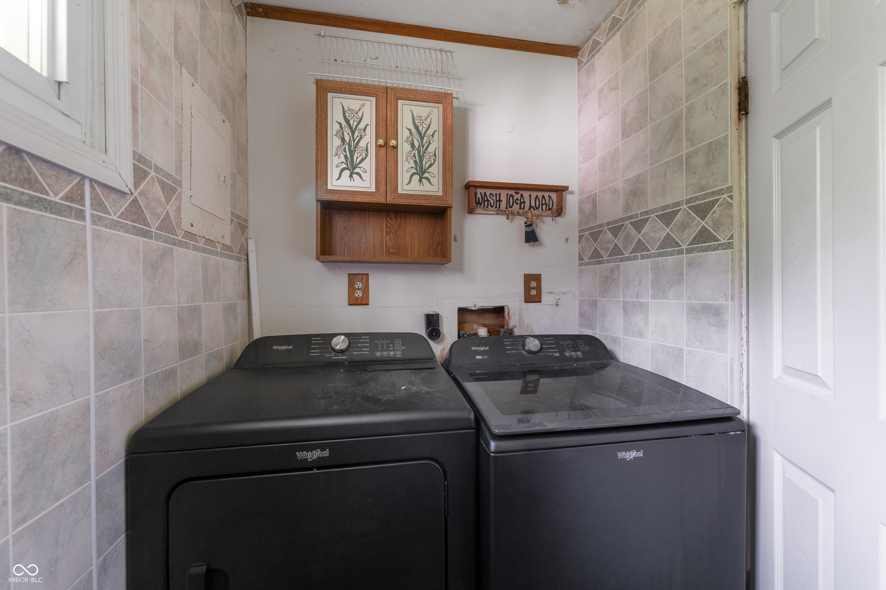 2180 Cleveland Street