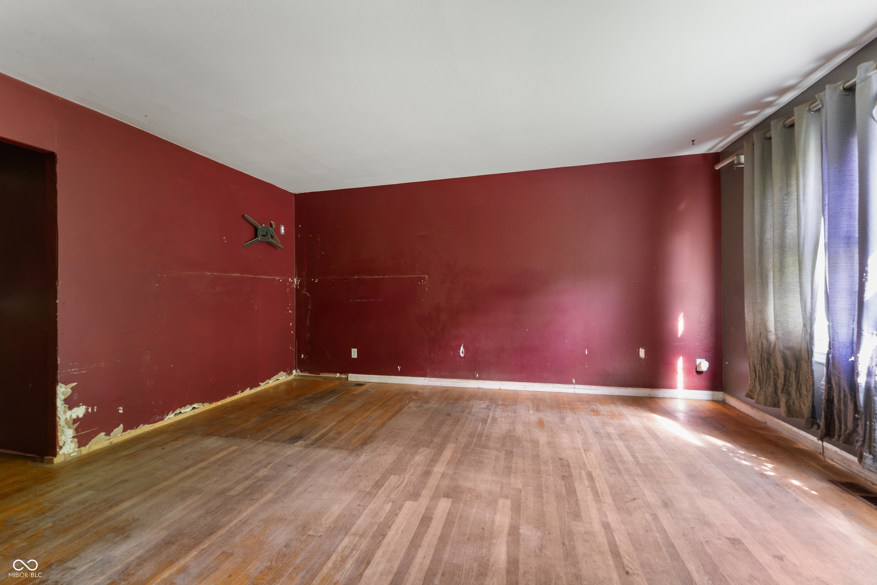 2180 Cleveland Street