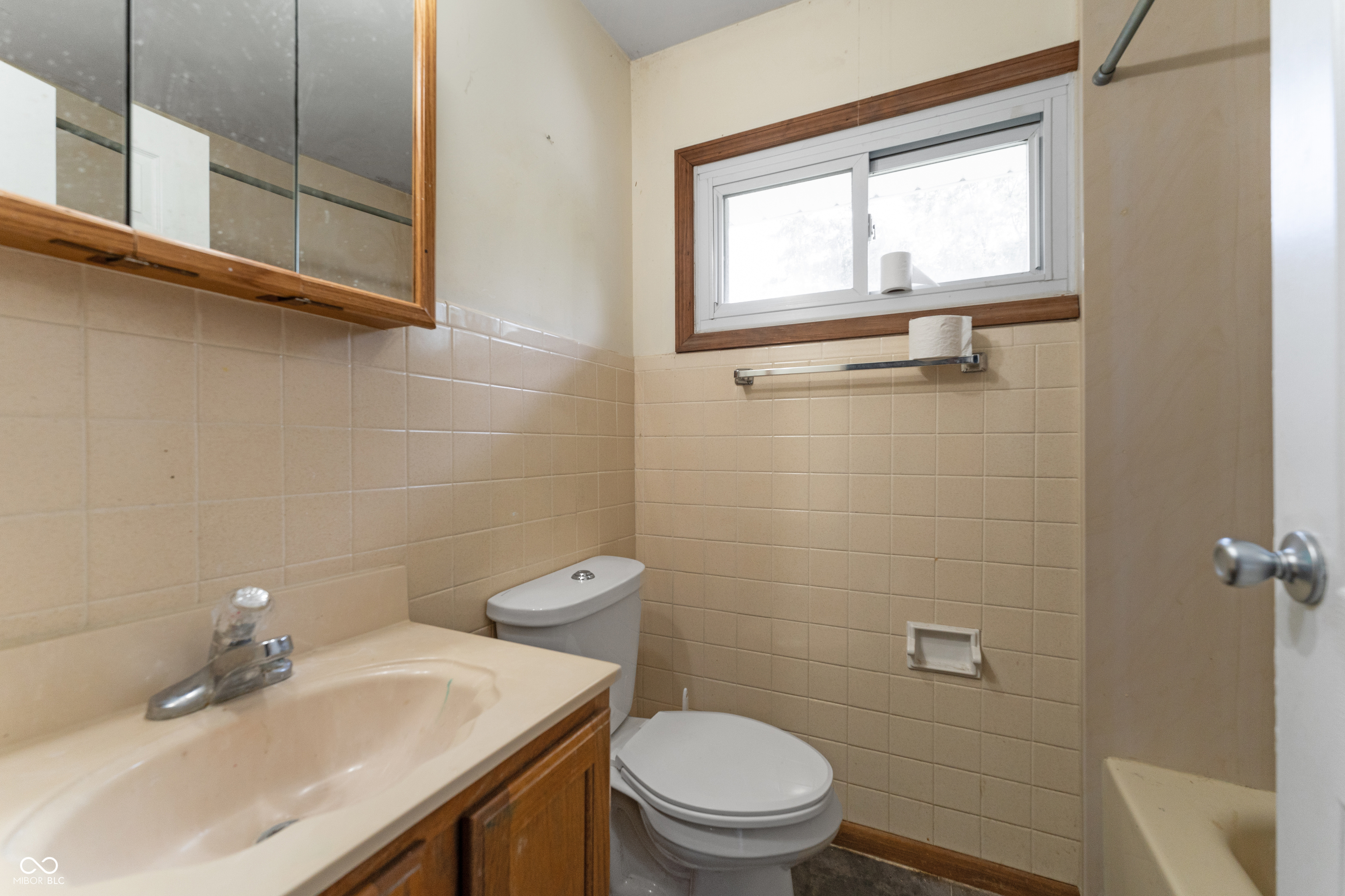 2180 Cleveland Street