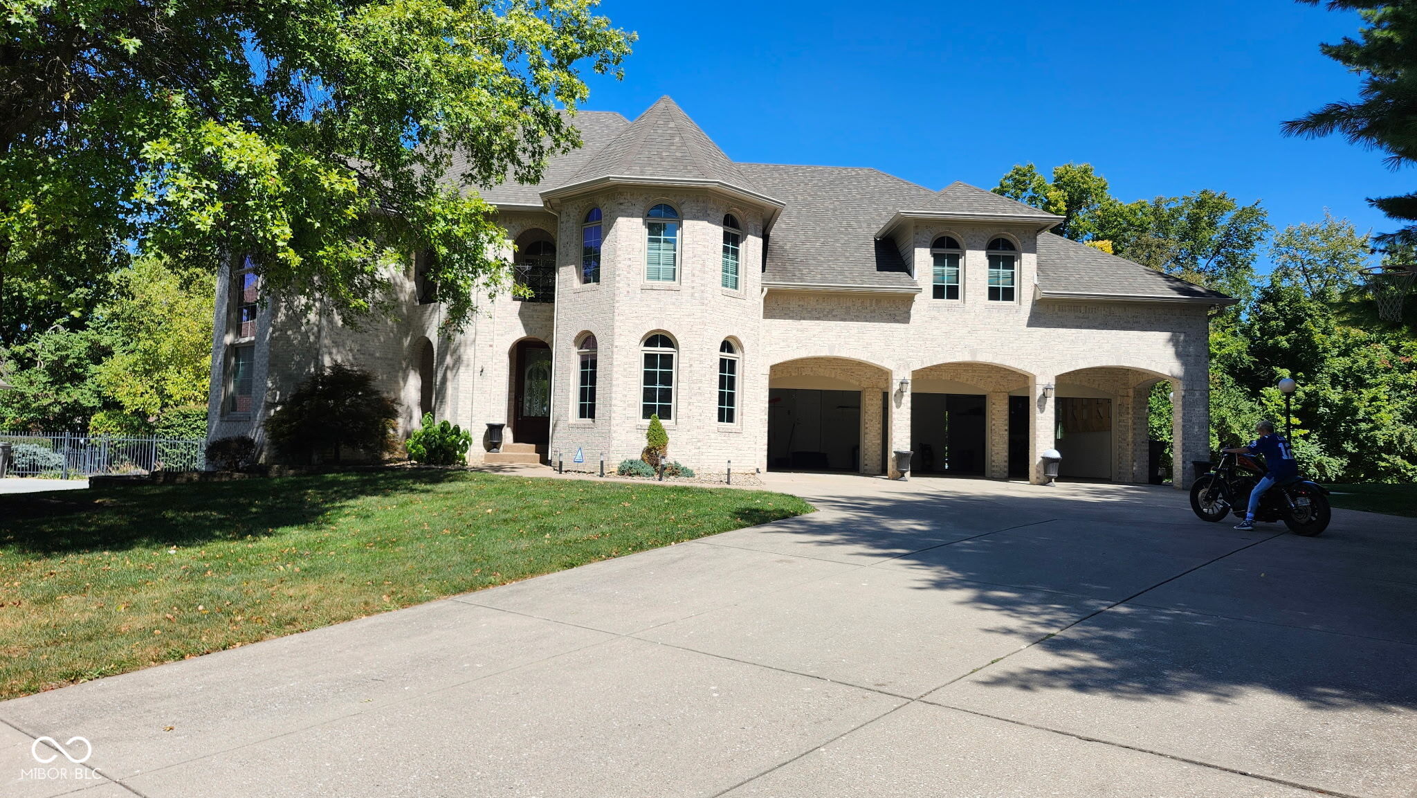26 Forrests Edge Court