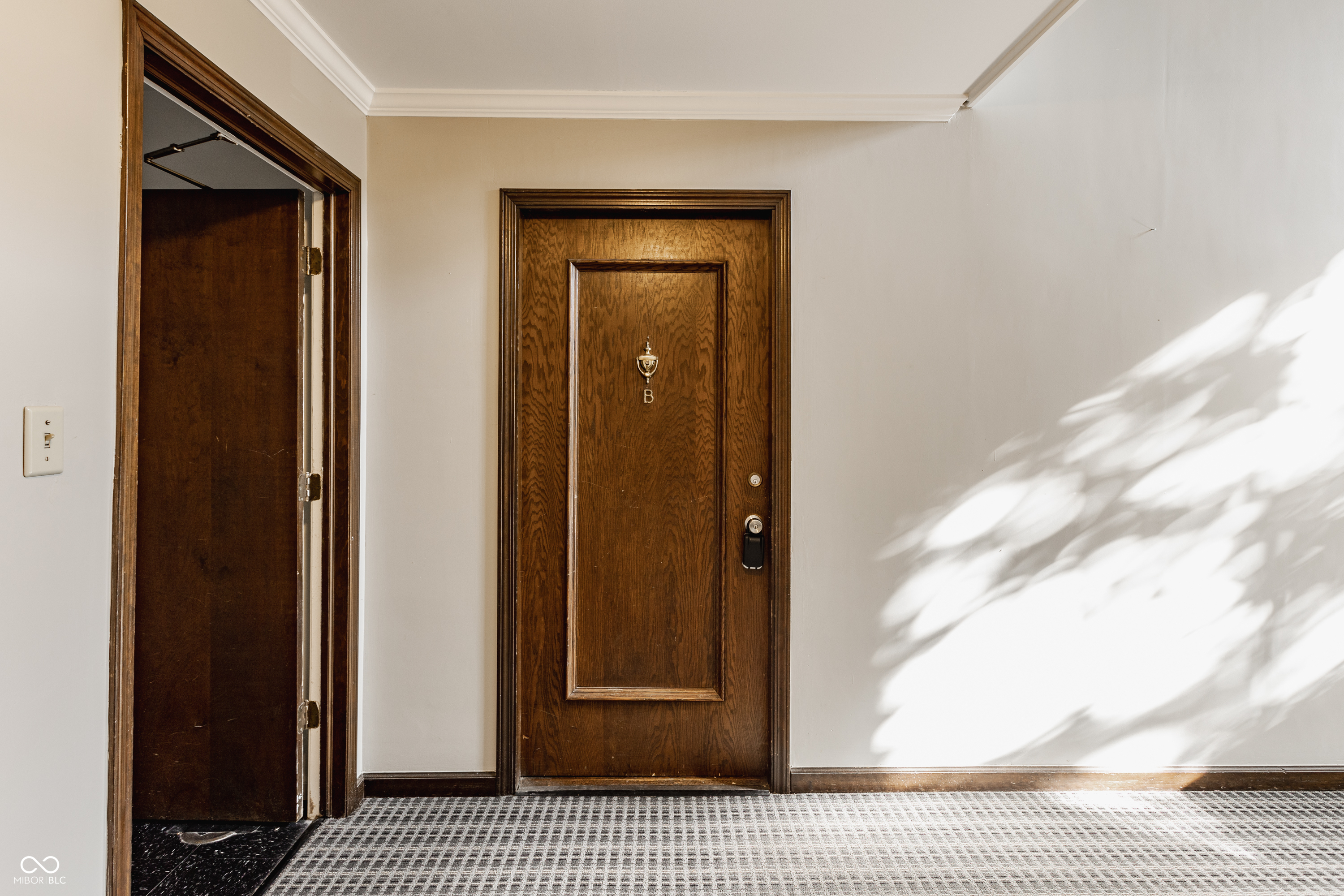 7352 Lions Head Drive Unit: 3B