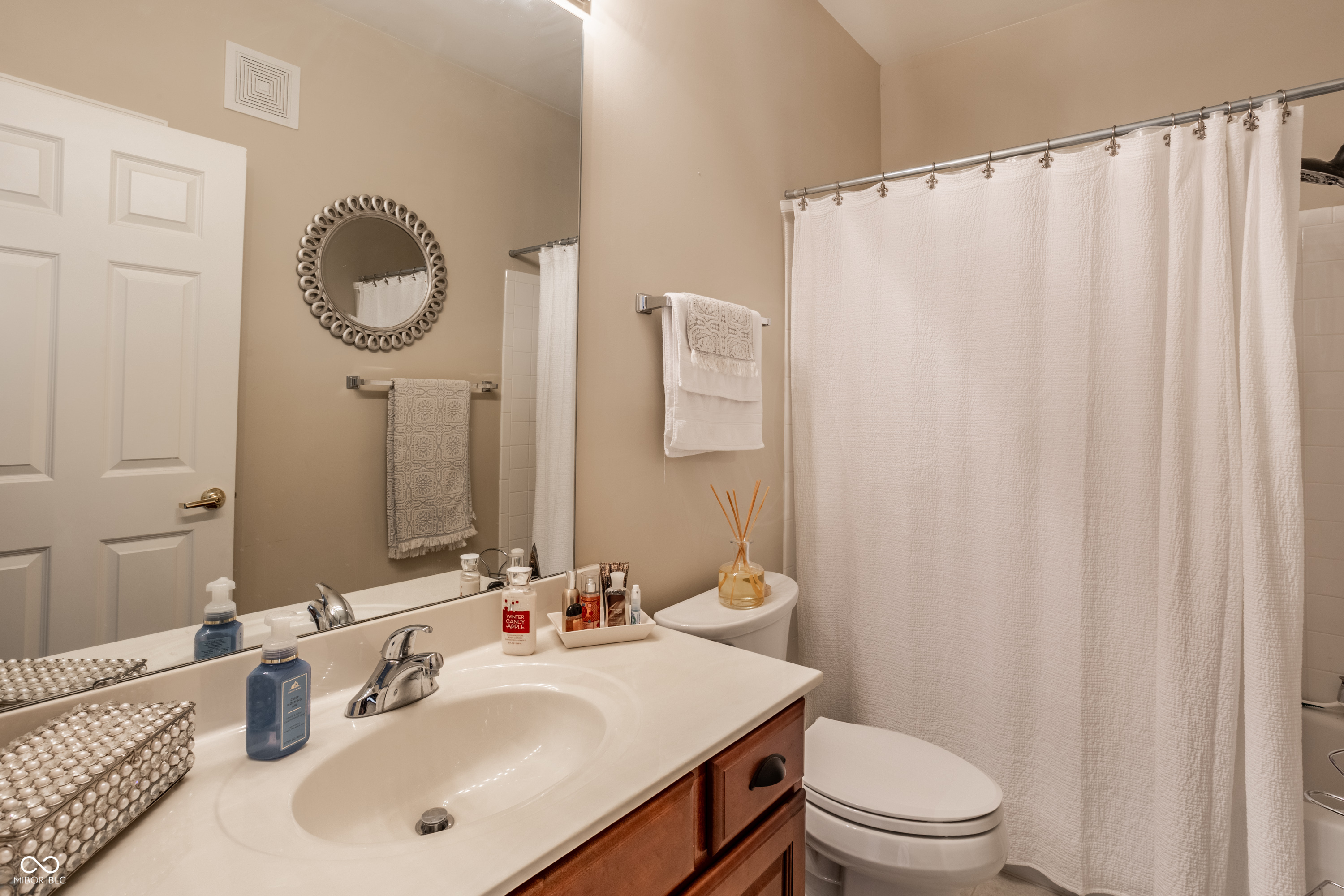 13854 Meadow Grass Way