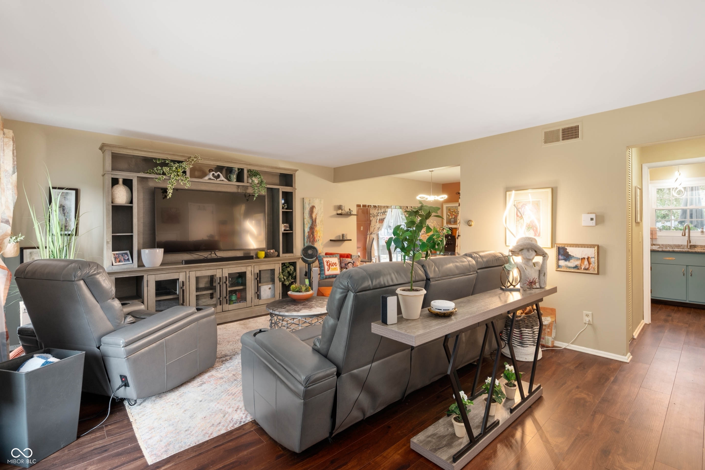 739 Southfield Court