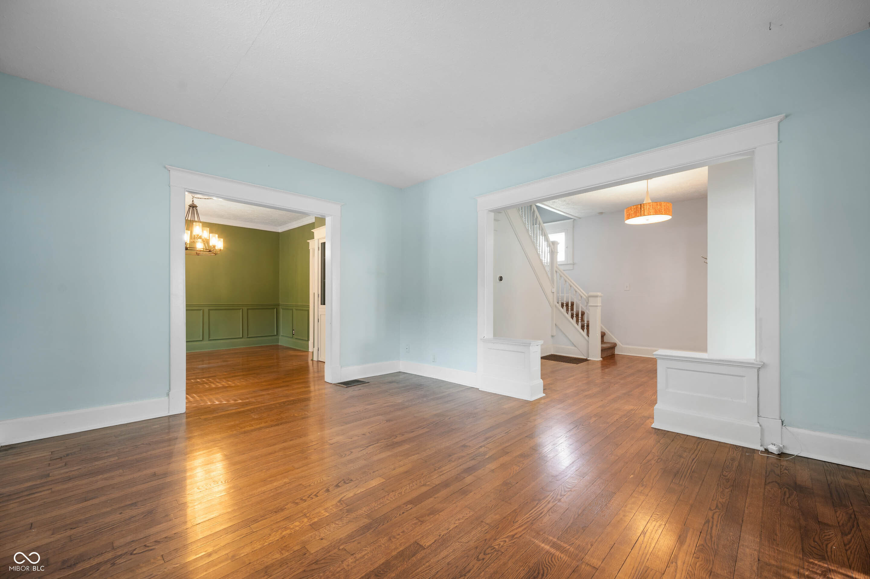 976 E Pleasant Run Parkway North Drive