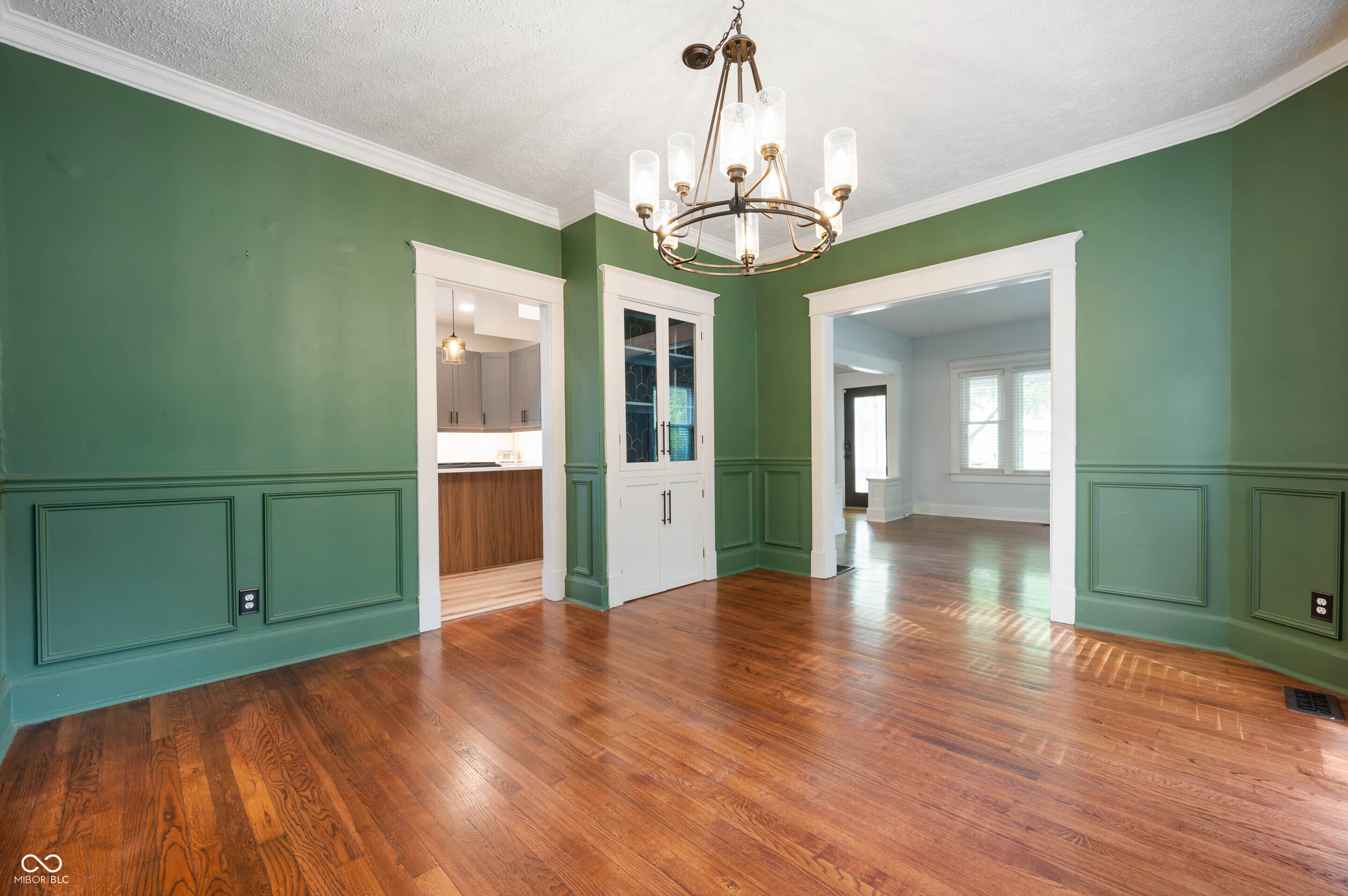 976 E Pleasant Run Parkway North Drive