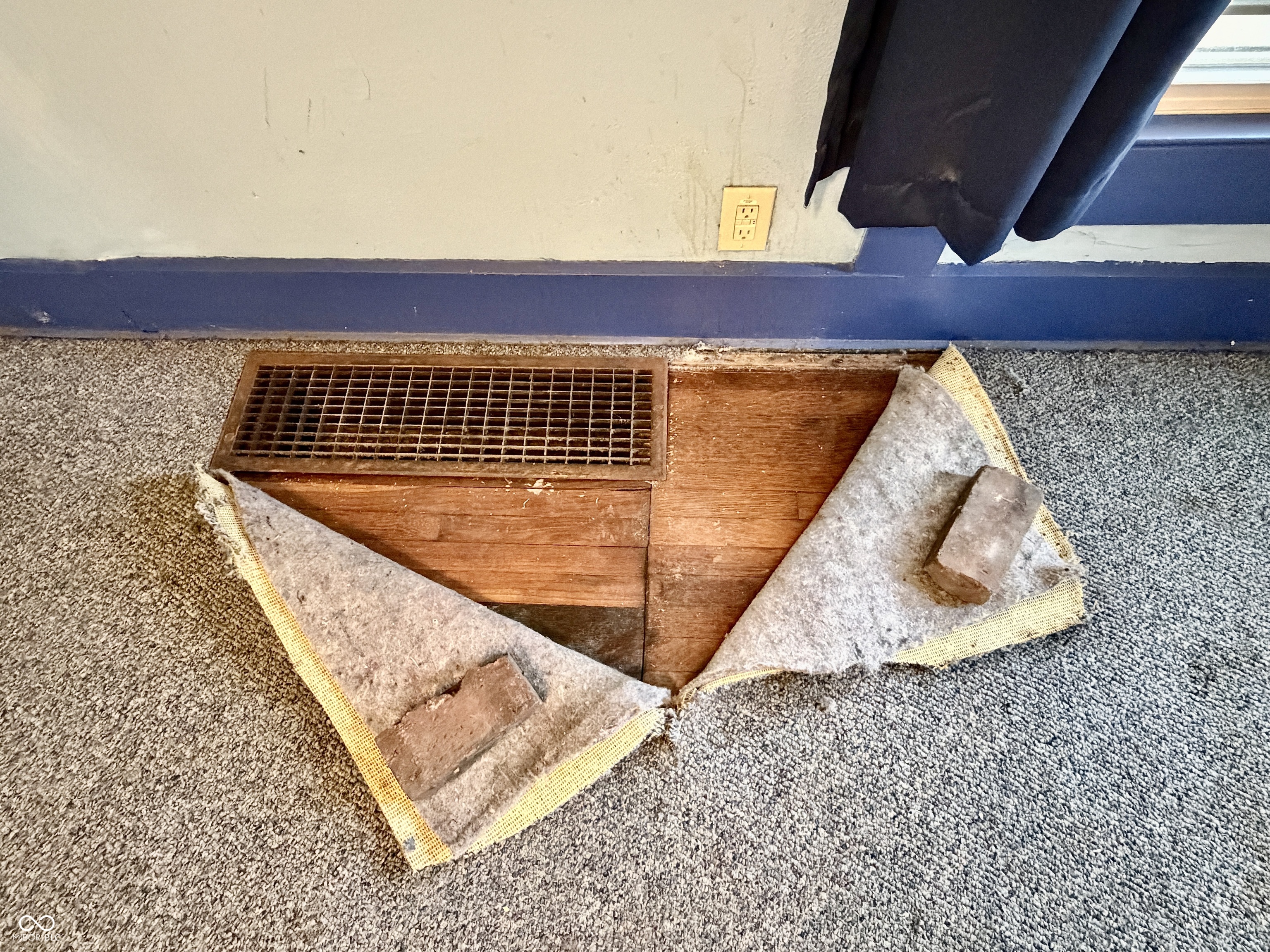 1121 N Newman Street