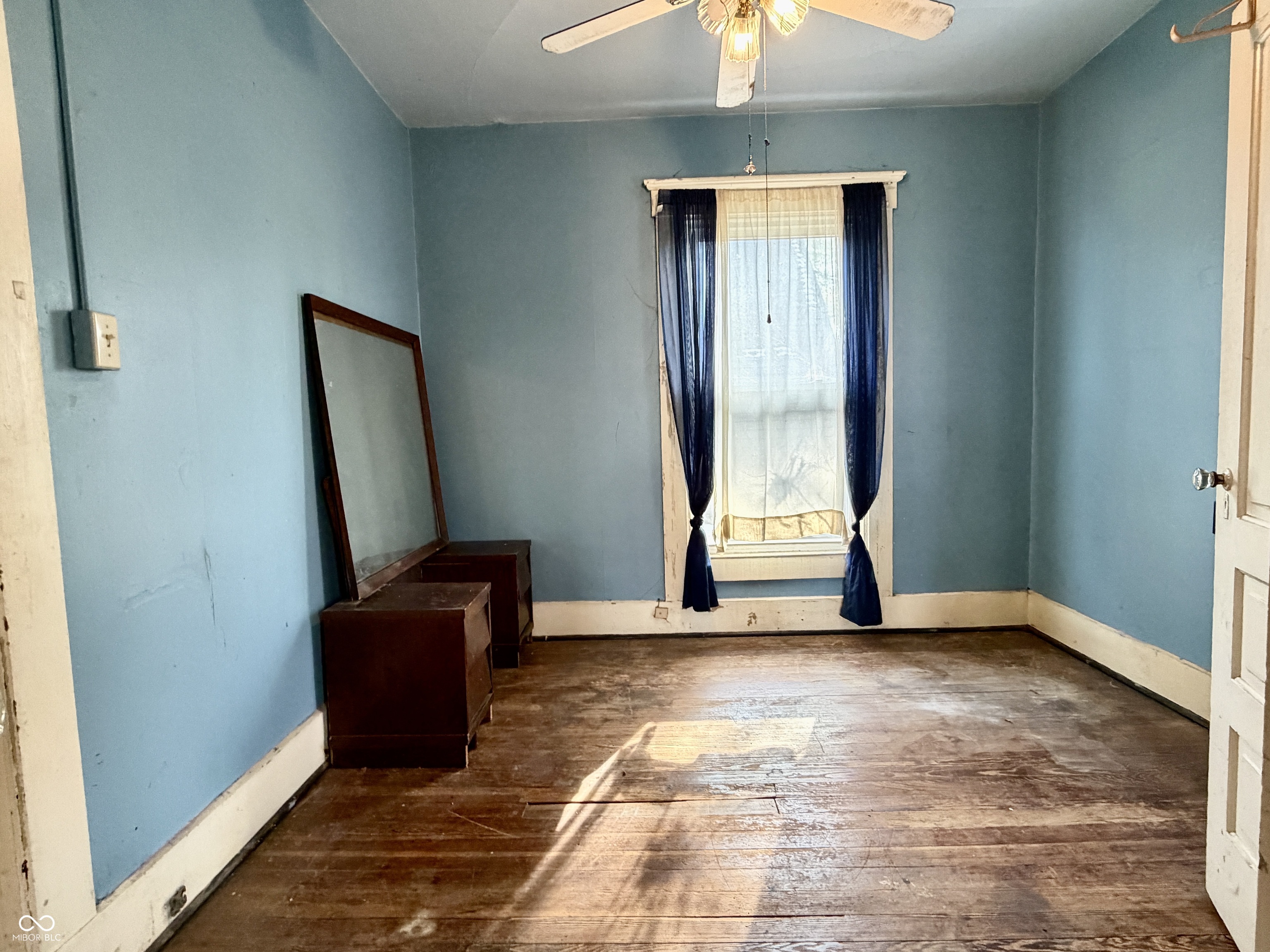 1121 N Newman Street