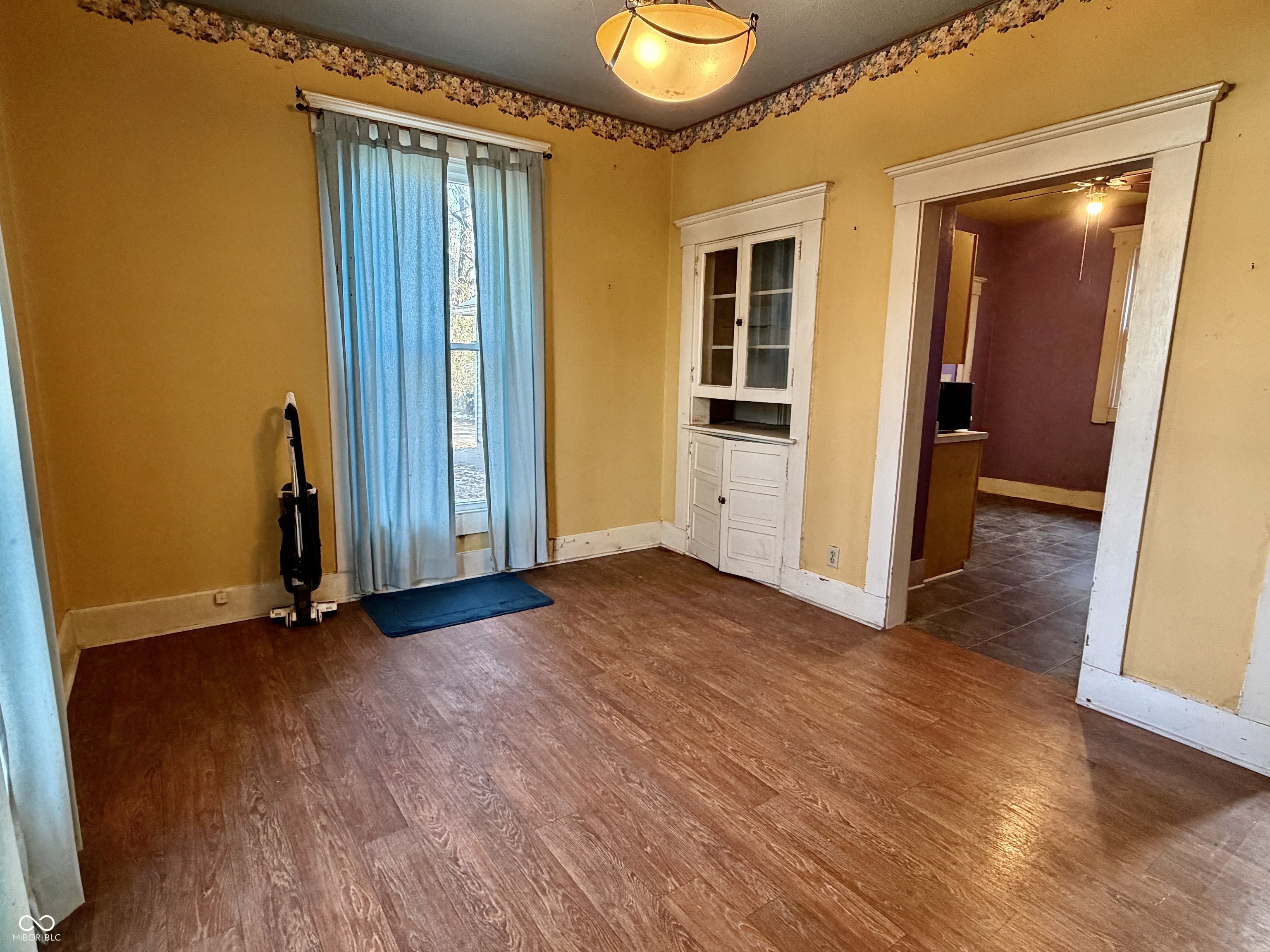 1121 N Newman Street