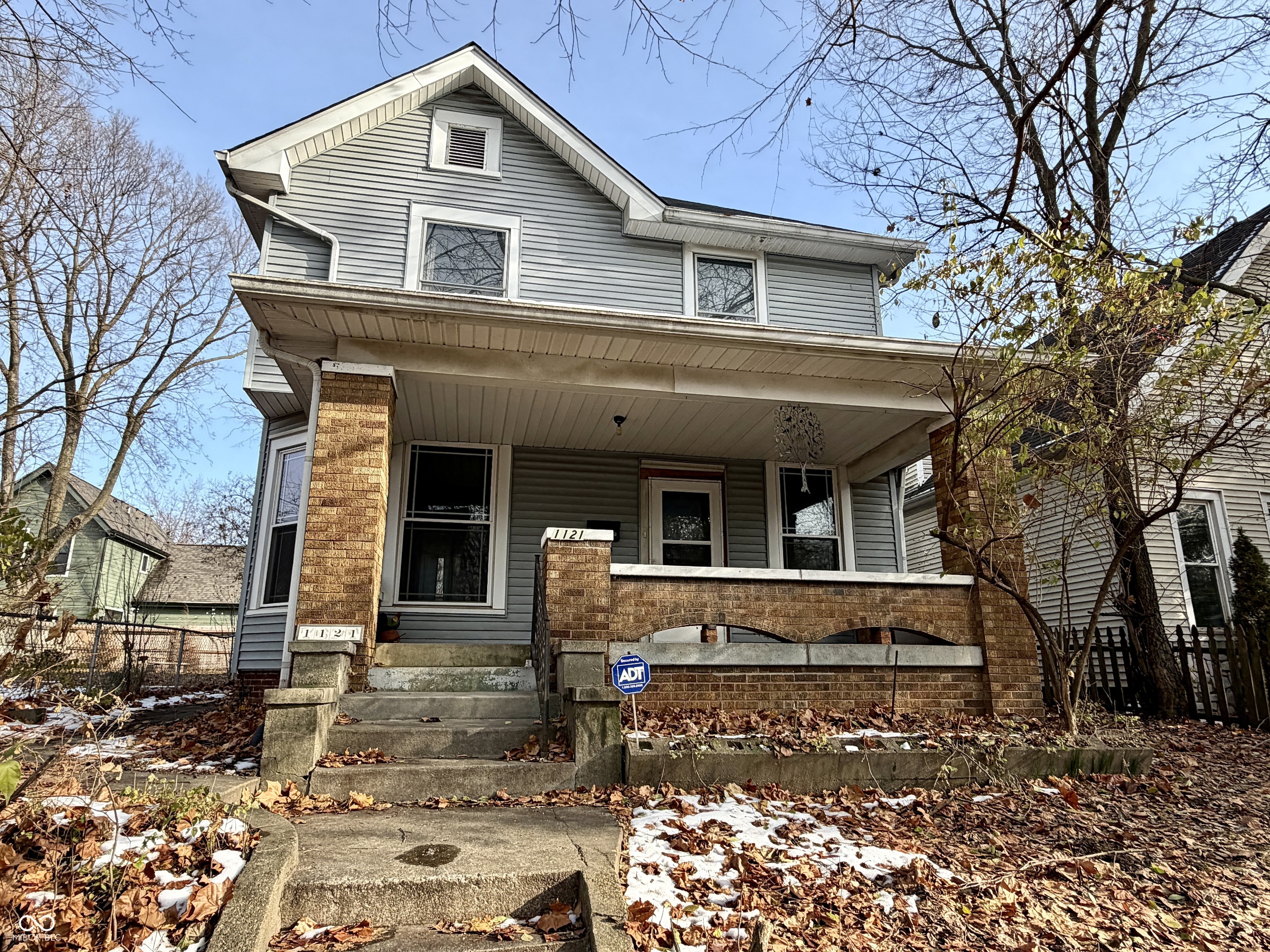 1121 N Newman Street