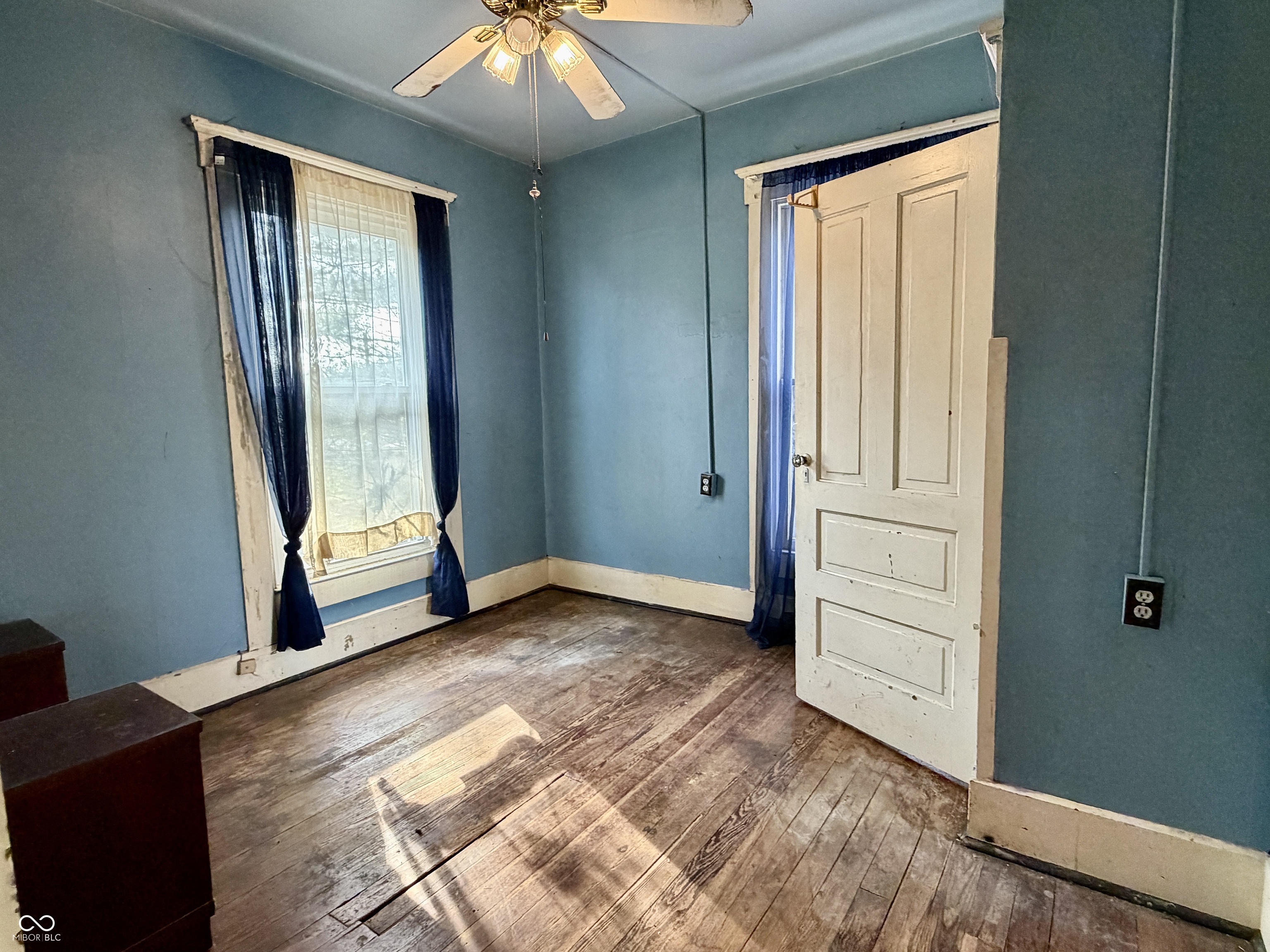 1121 N Newman Street