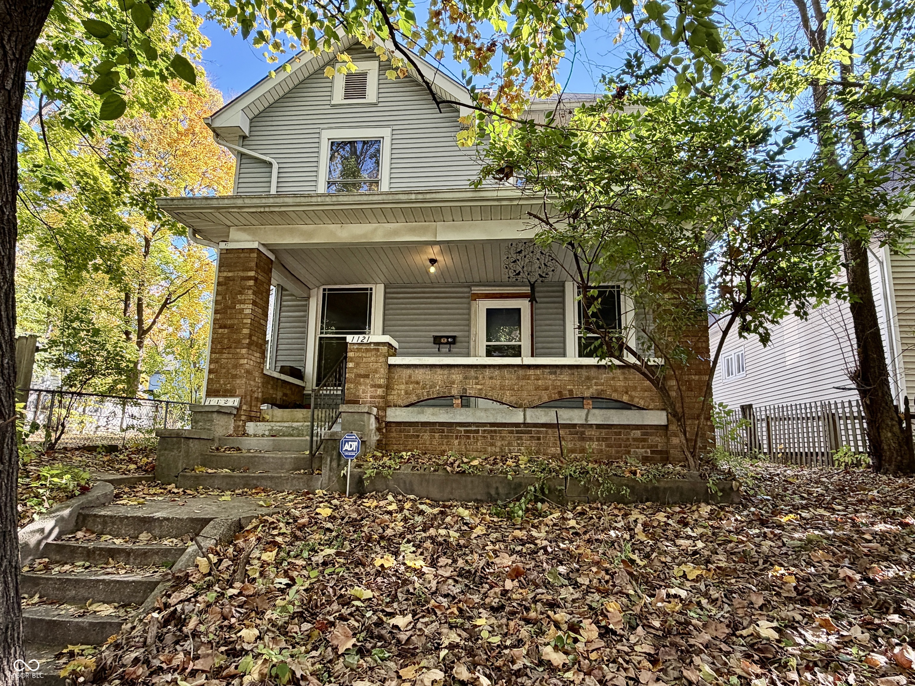 1121 N Newman Street