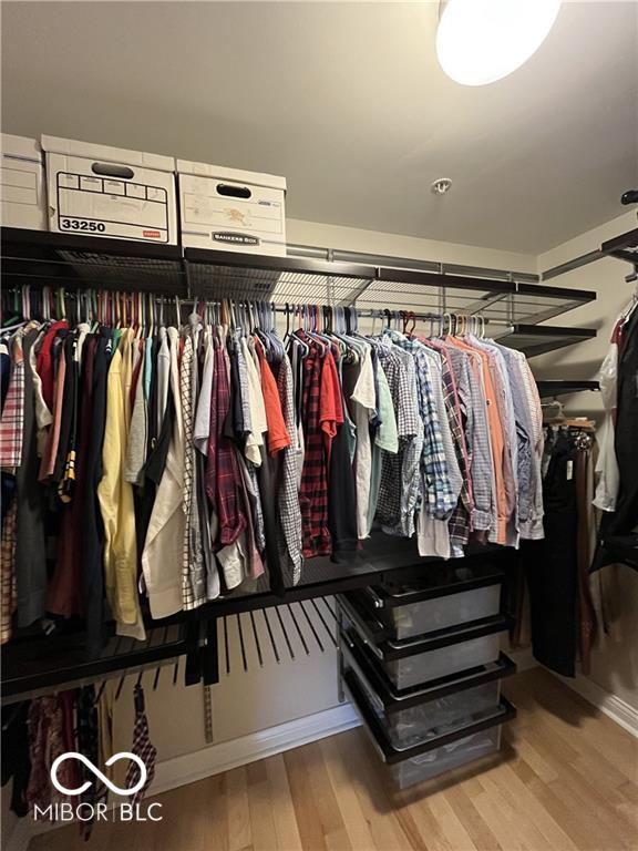 350 N Meridian Street Unit: 603