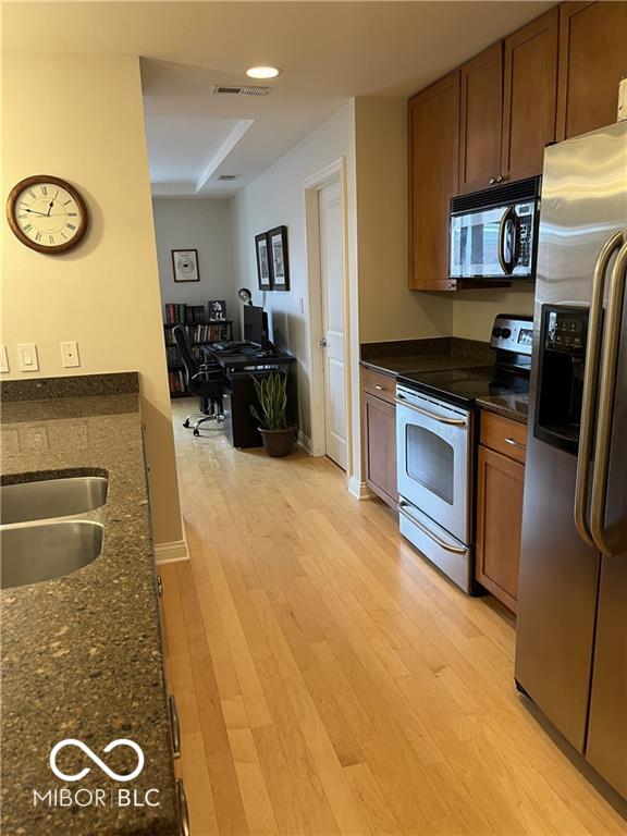 350 N Meridian Street Unit: 603