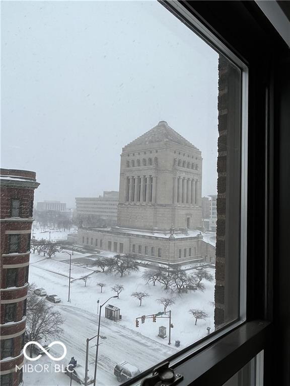 350 N Meridian Street Unit: 603