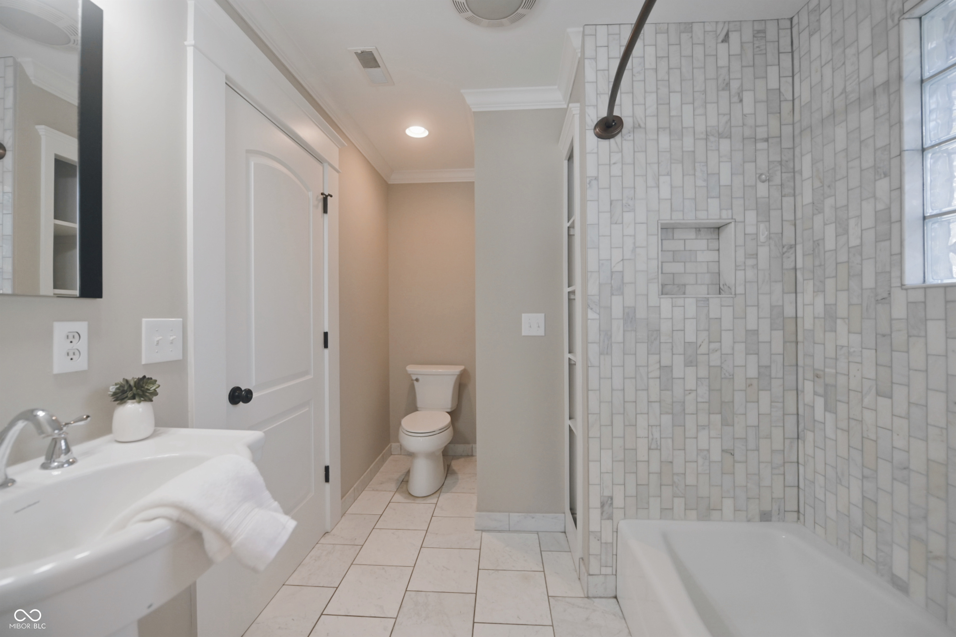 5125 Guilford Avenue