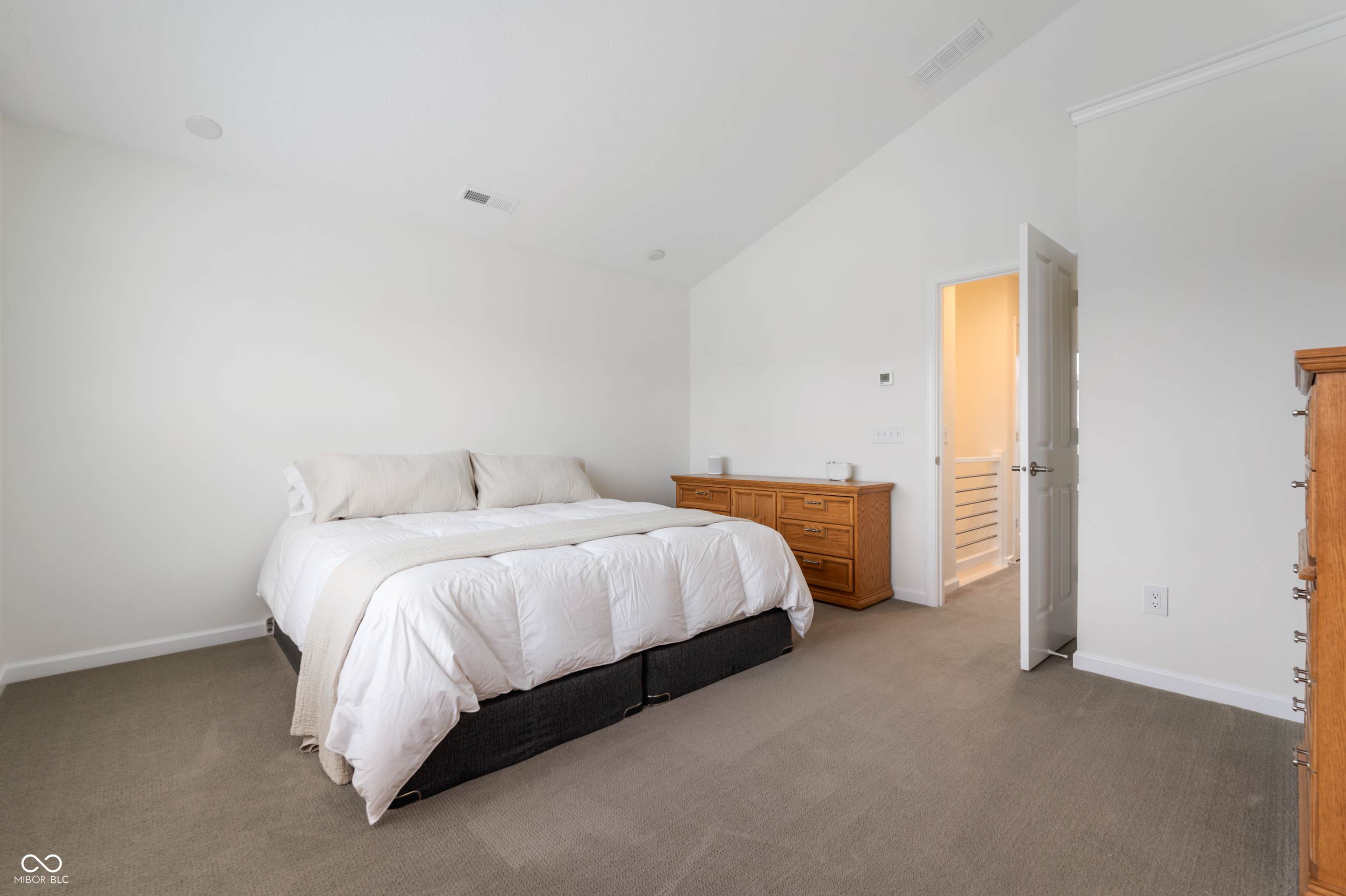 12937 Grand Boulevard