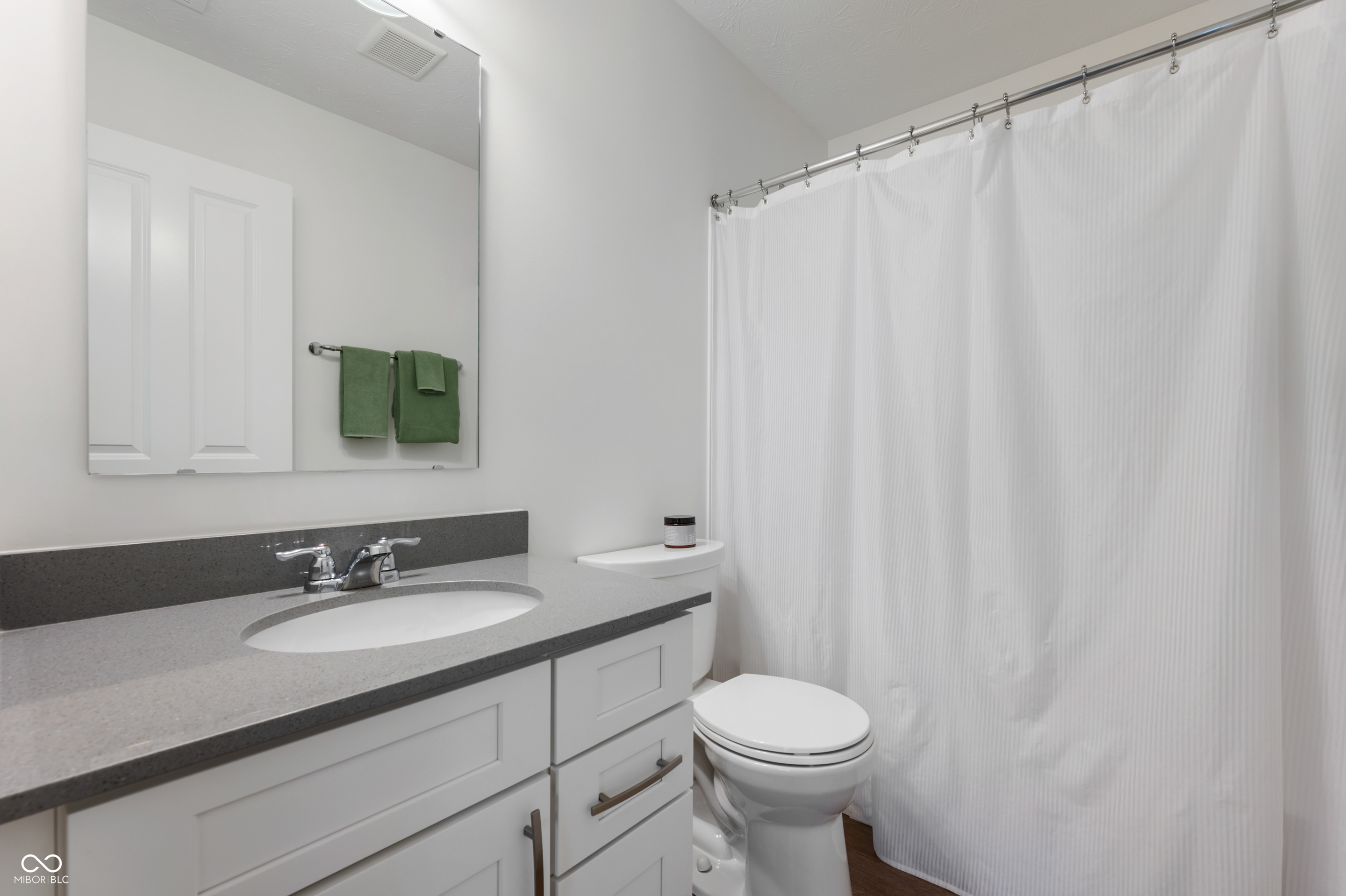 12937 Grand Boulevard