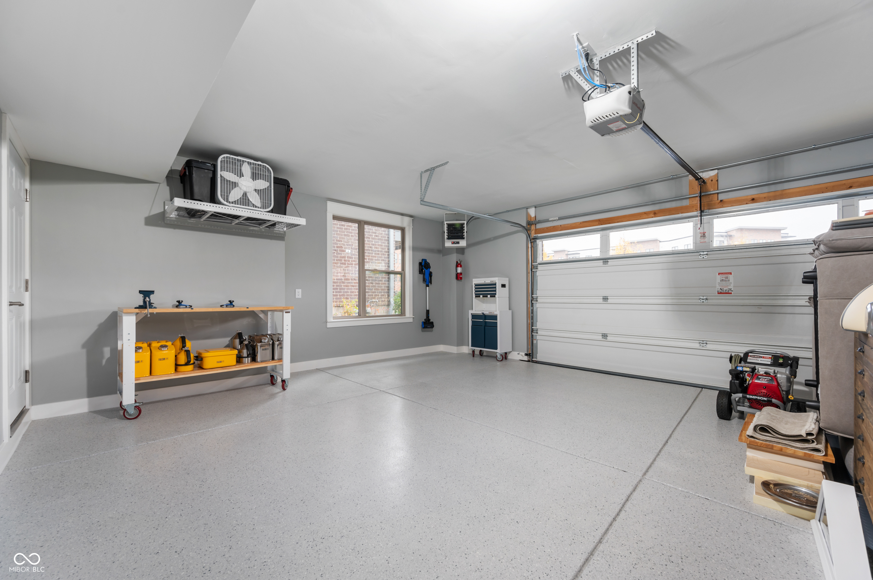 12937 Grand Boulevard