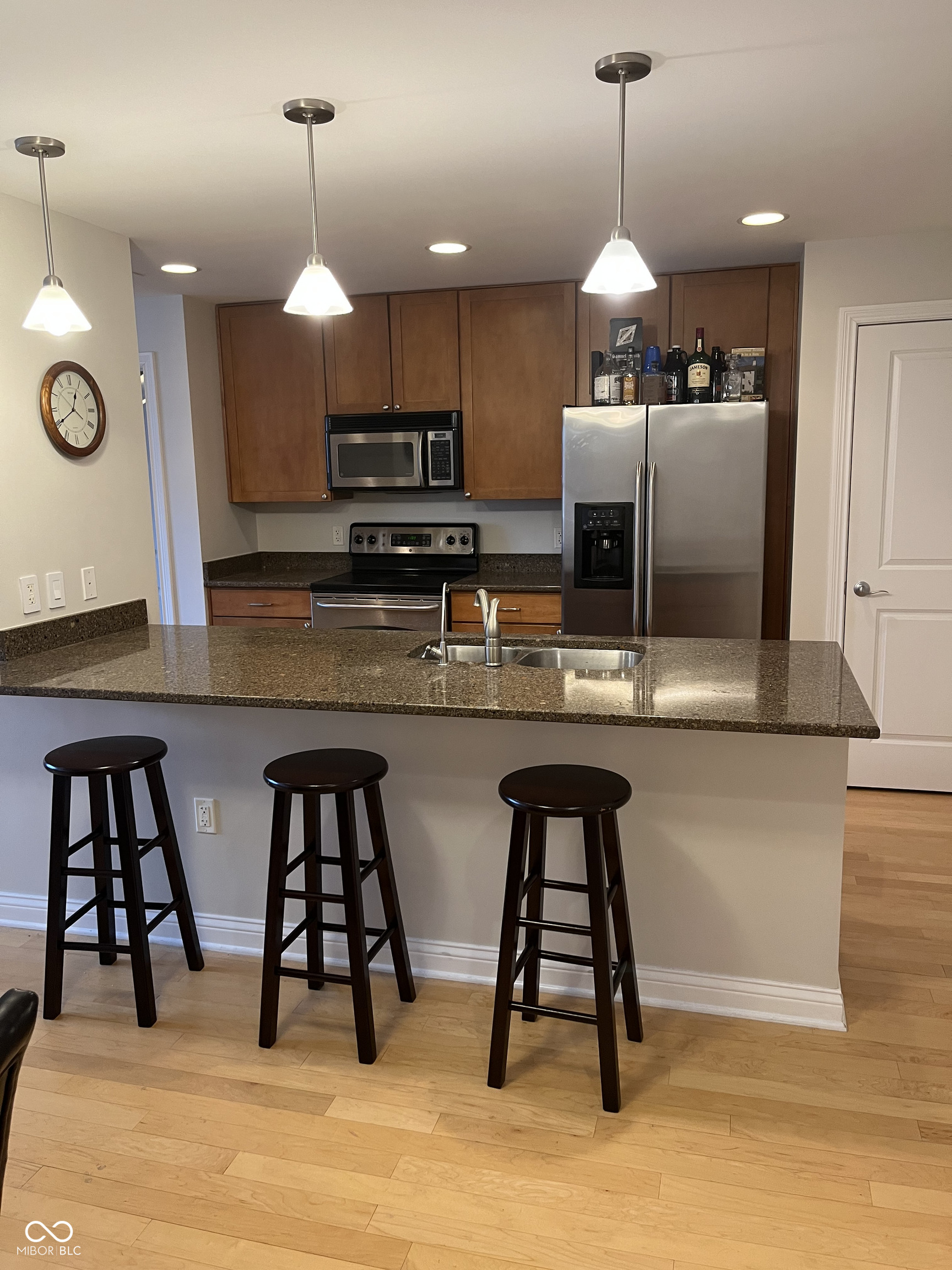 350 N Meridian Street Unit: 603