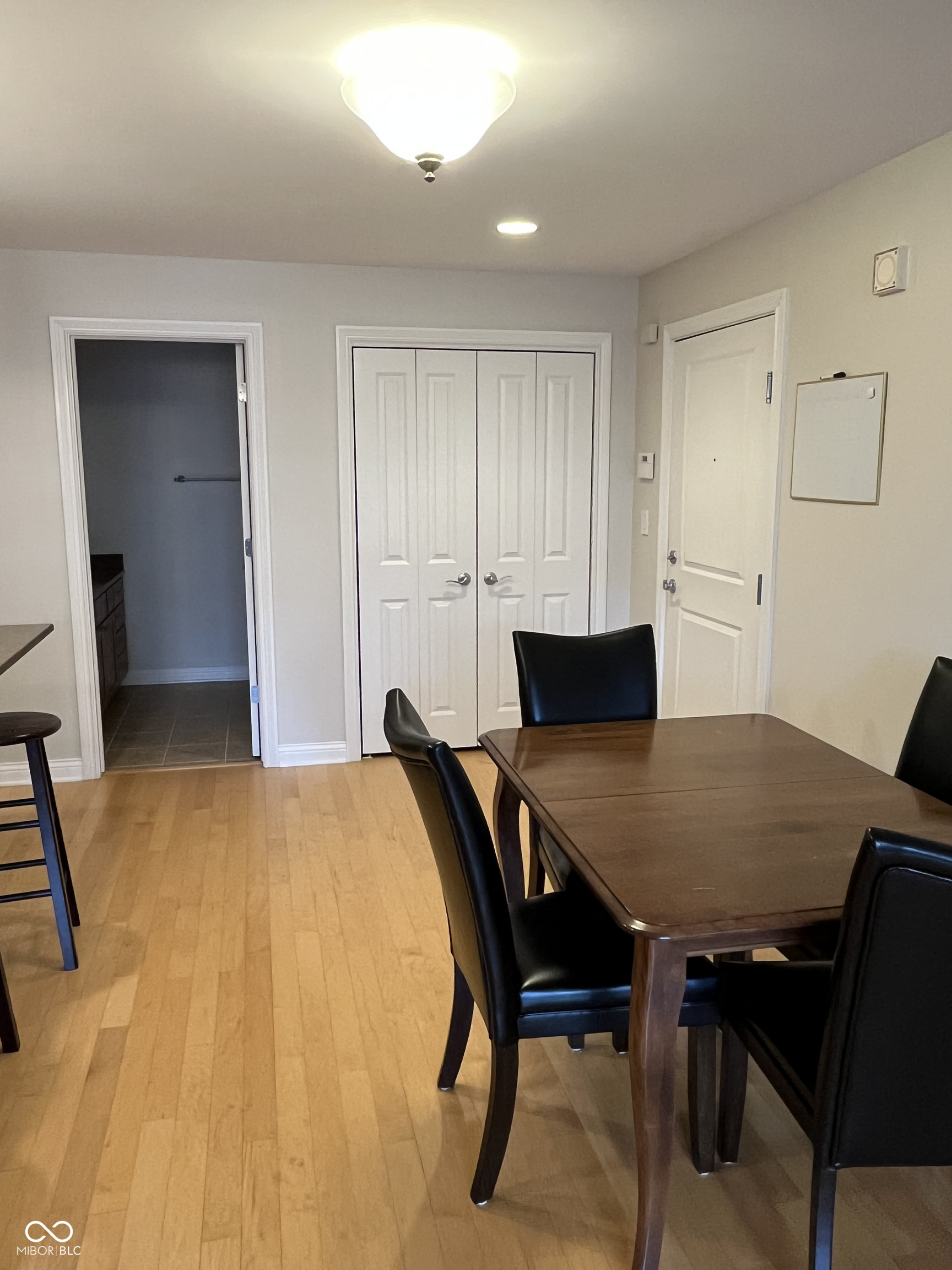 350 N Meridian Street Unit: 603