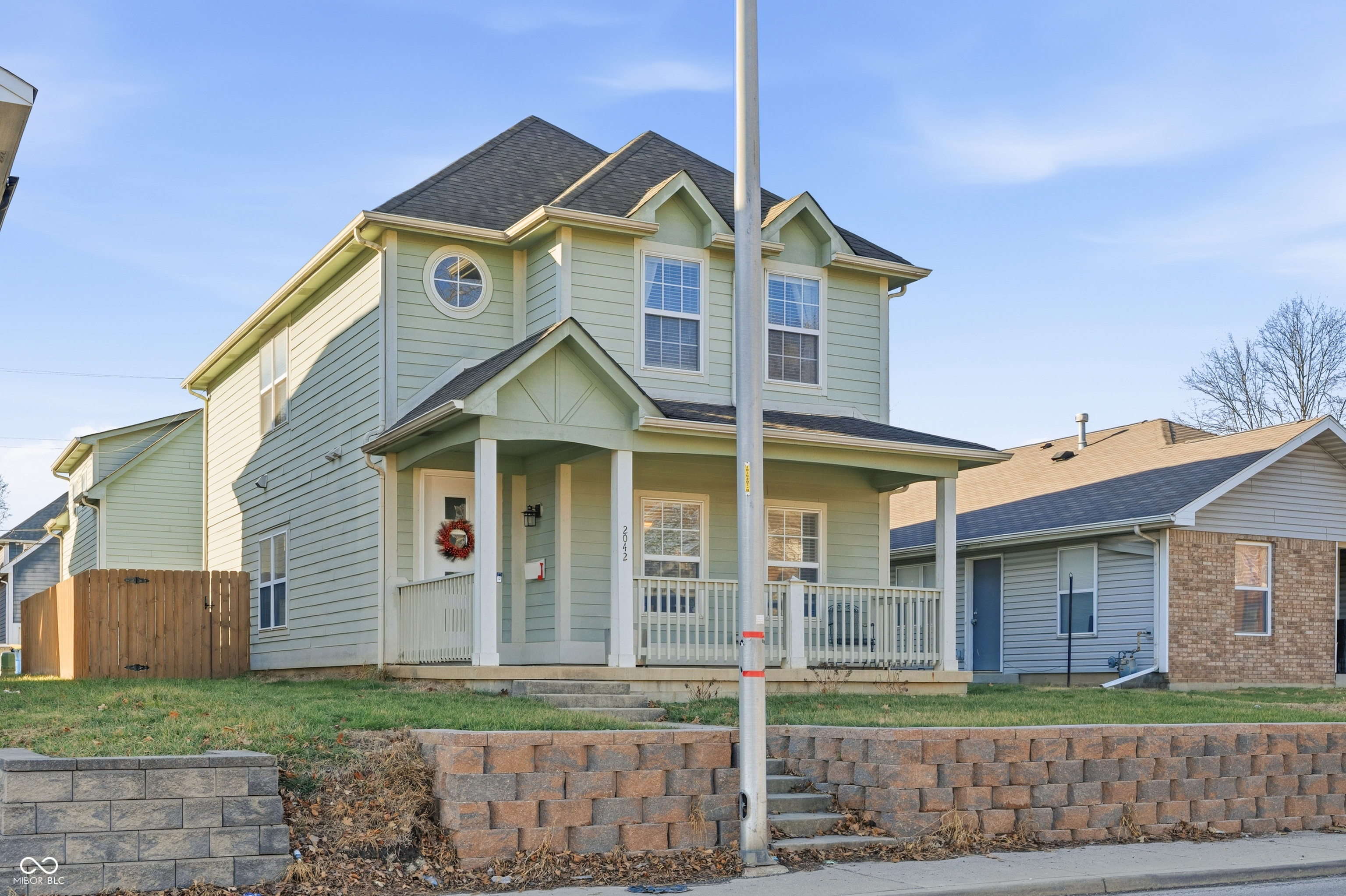 2042 N College Avenue