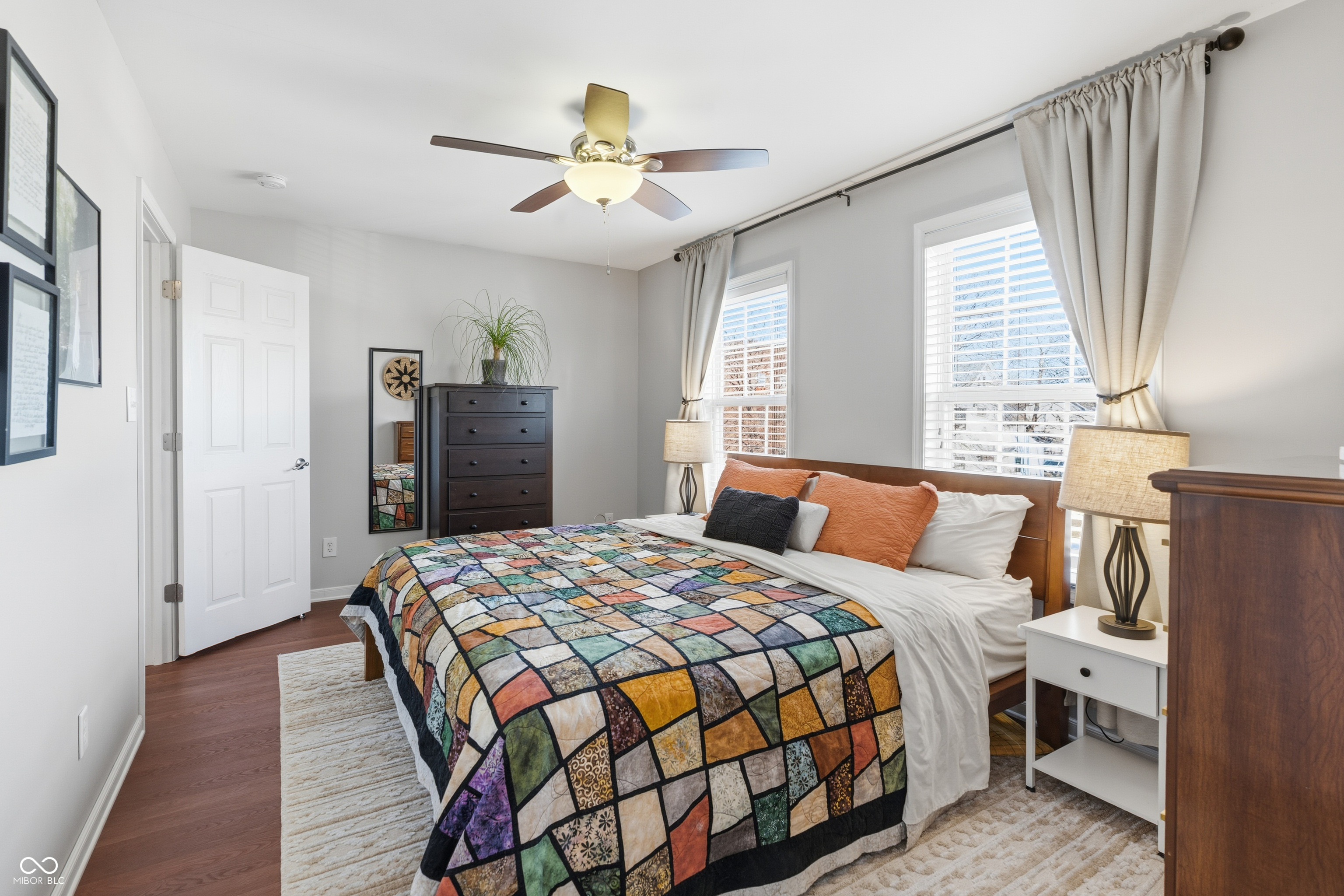 2042 N College Avenue