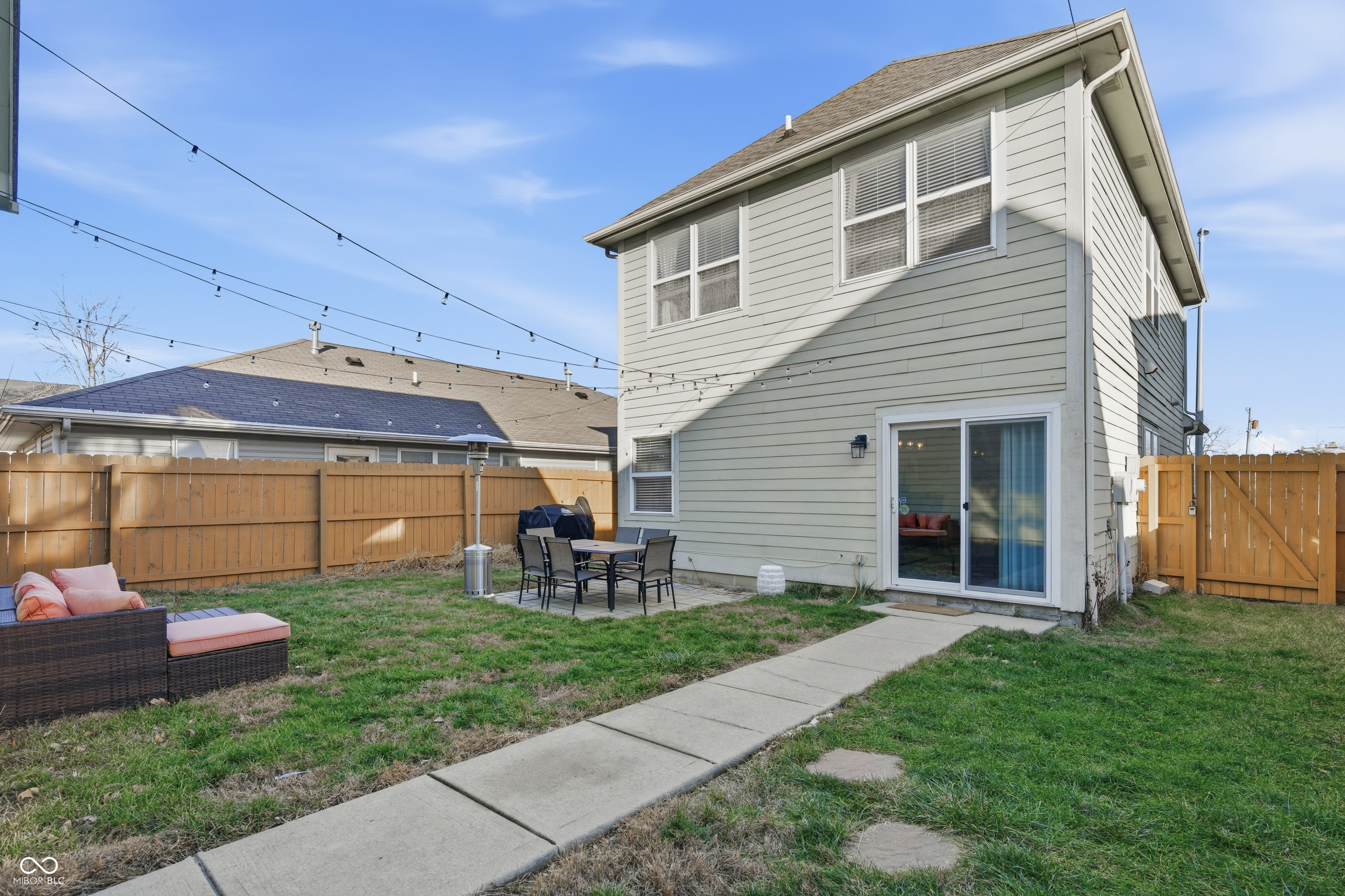 2042 N College Avenue