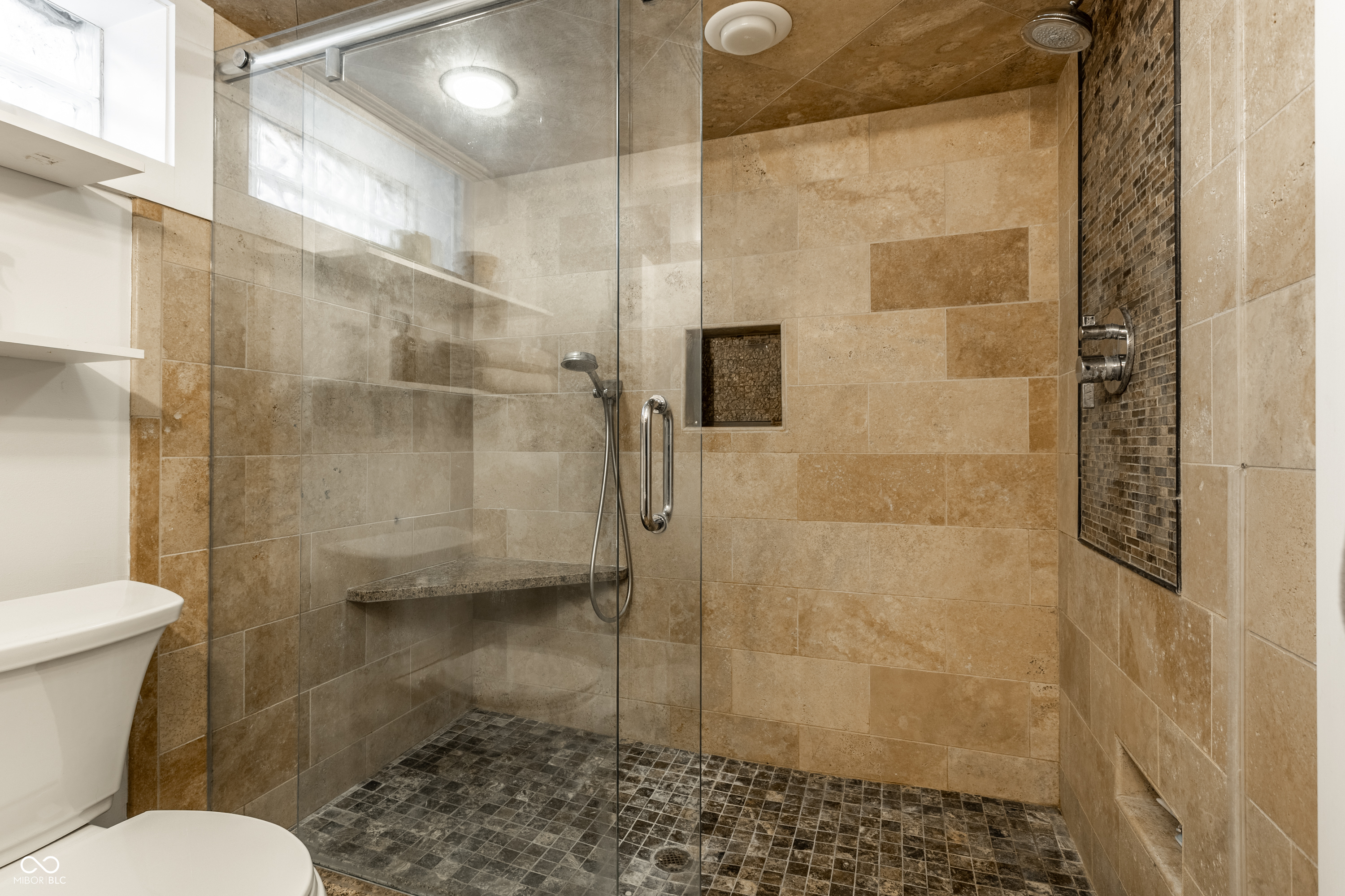 4718 Winthrop Avenue