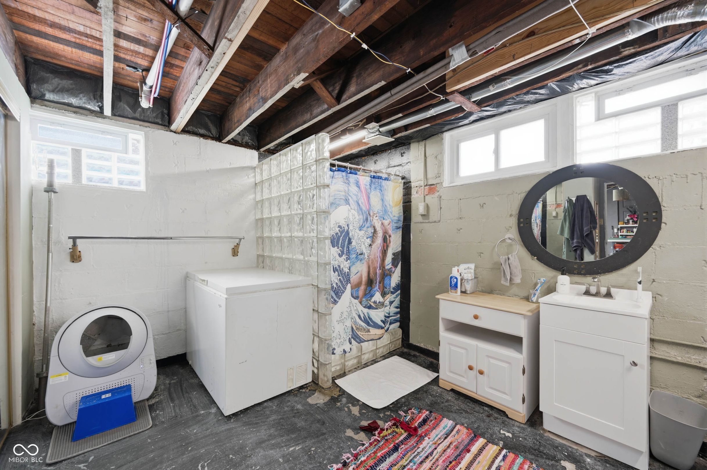 3946 N College Avenue