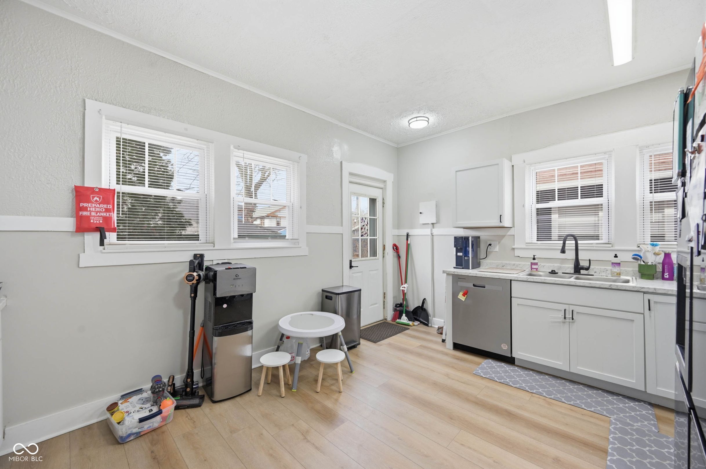 3946 N College Avenue