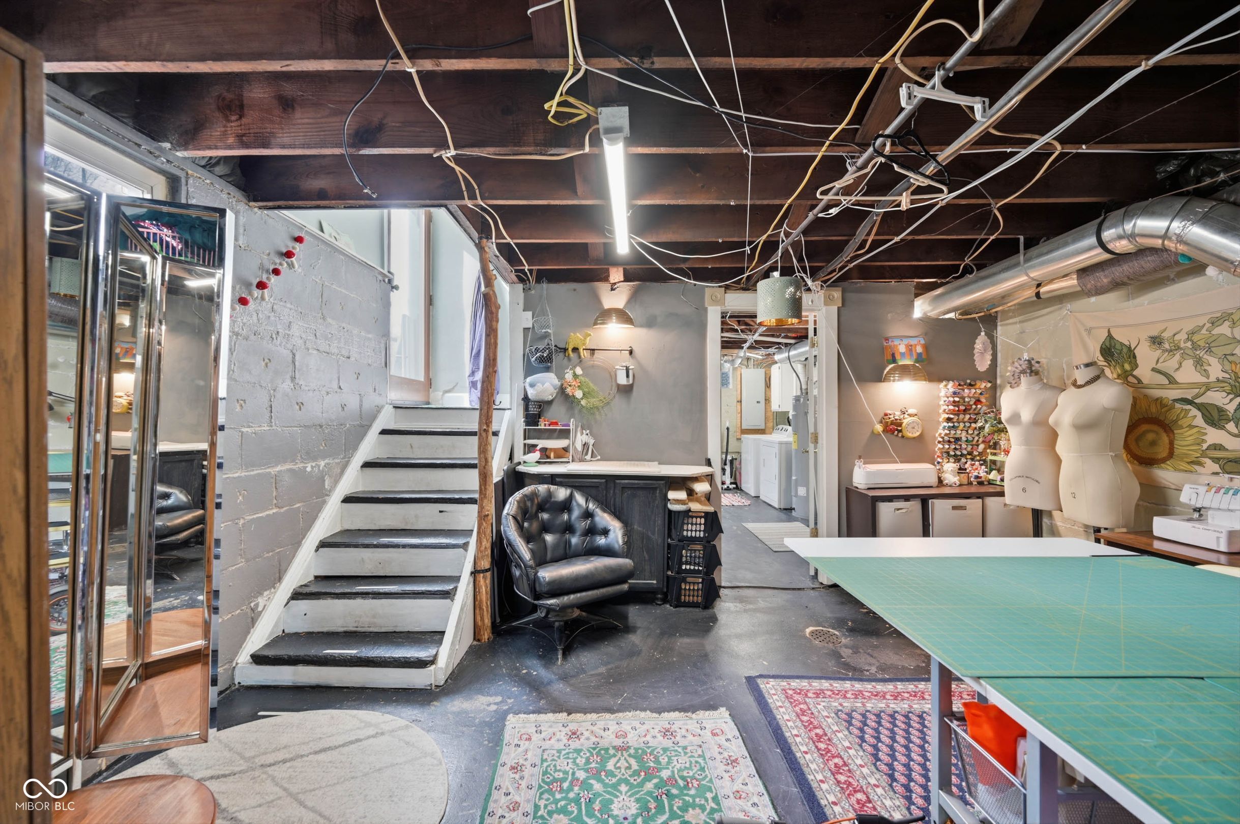 3946 N College Avenue