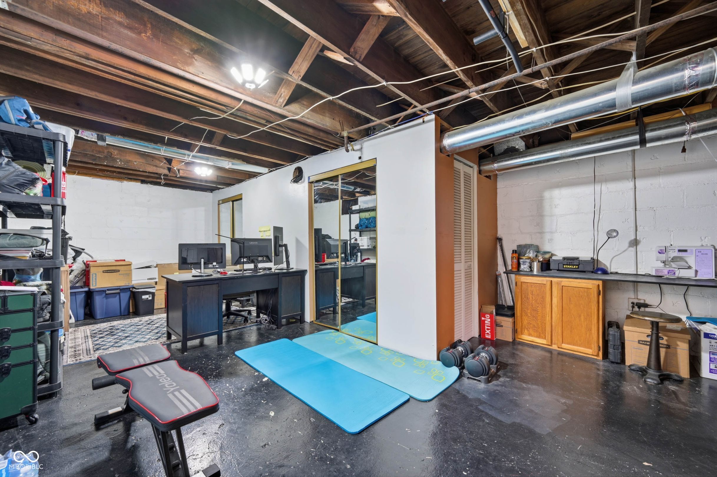 3946 N College Avenue