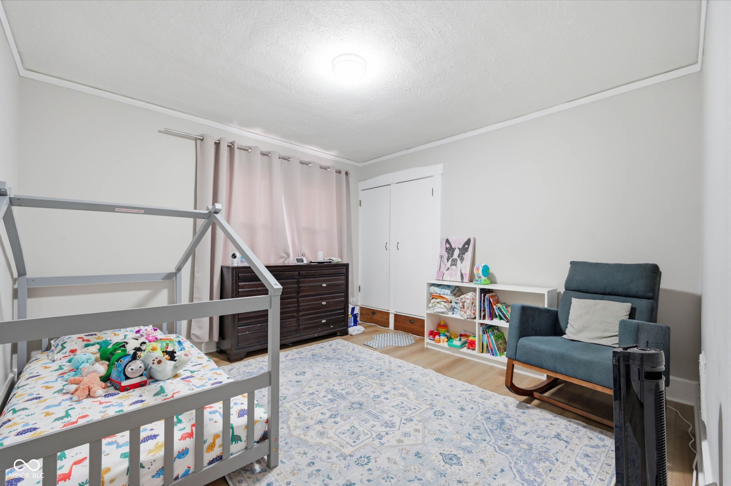 3946 N College Avenue