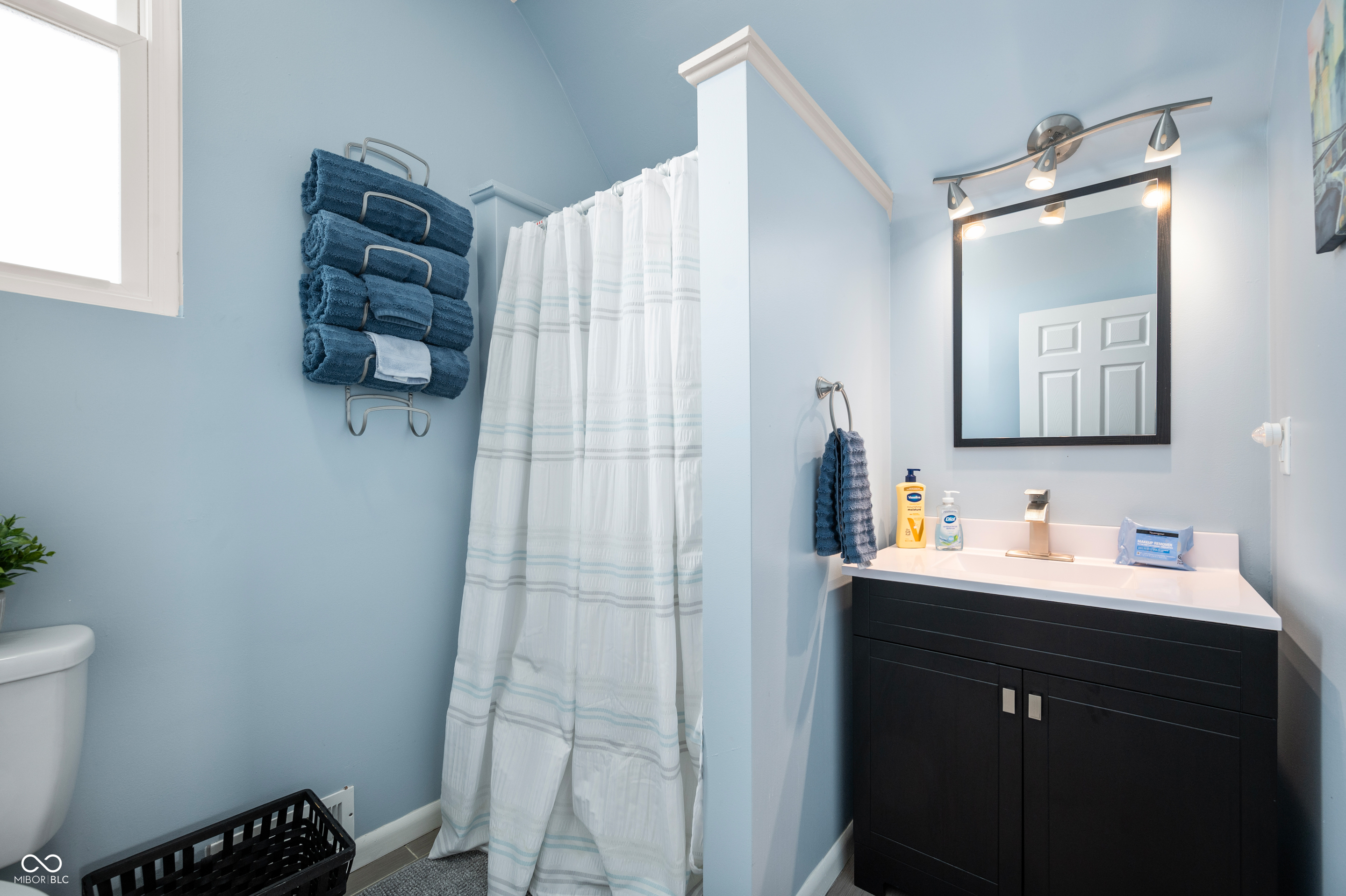 1130 S Senate Avenue