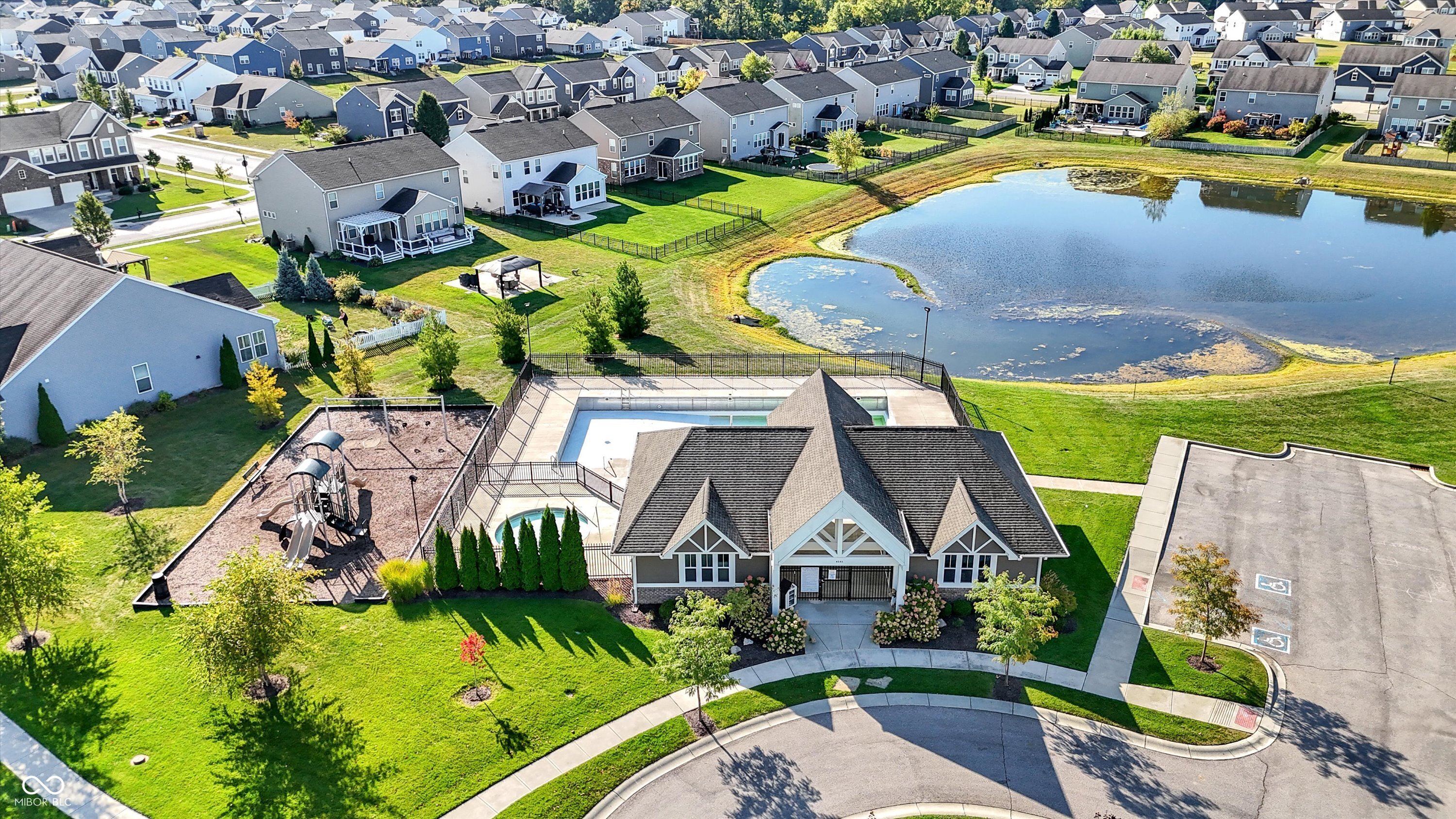4552 Blacktail Drive