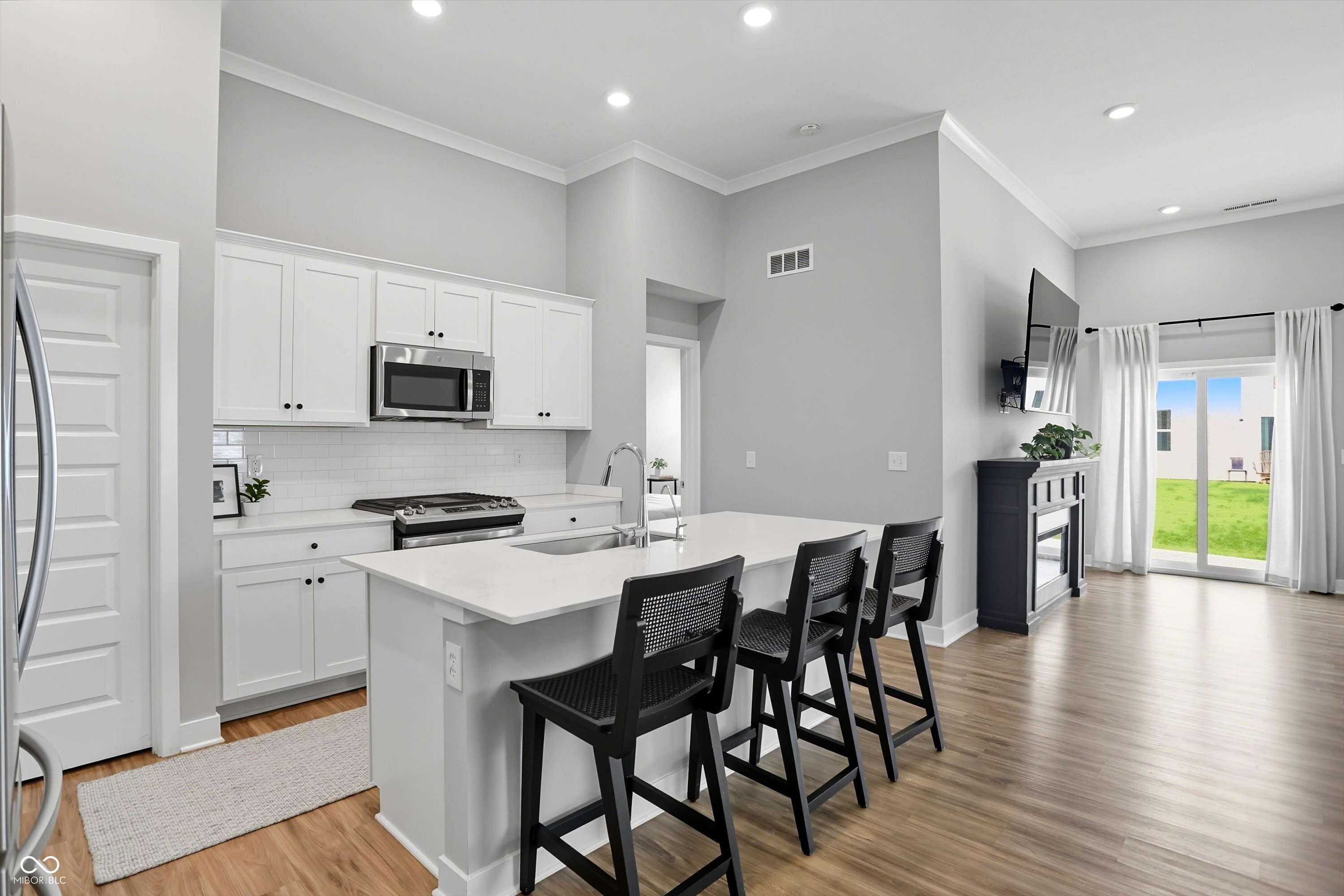 4552 Blacktail Drive