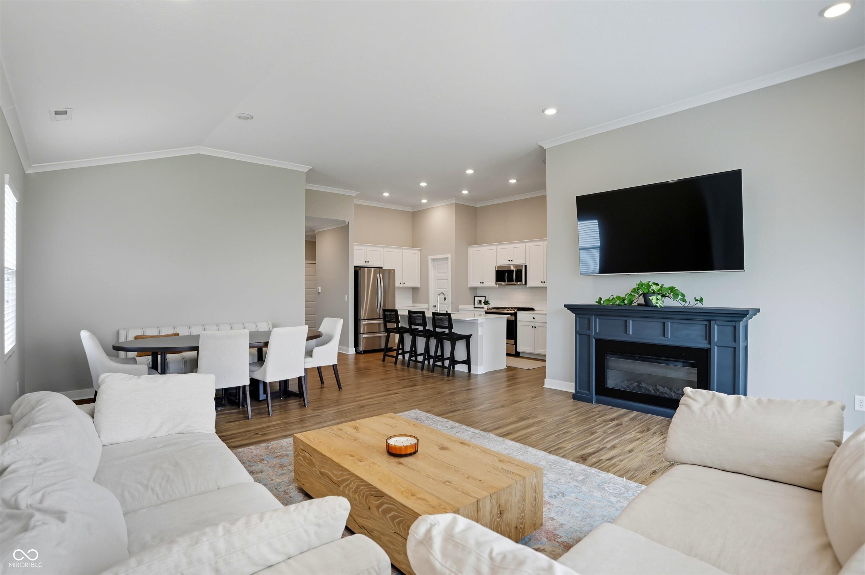 4552 Blacktail Drive