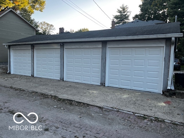 609 Woodruff Place Middle Drive