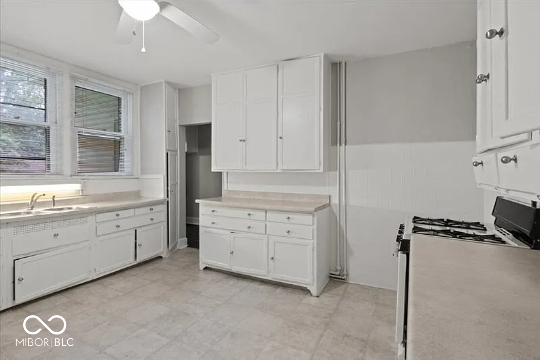 624 Woodruff Place Middle Drive